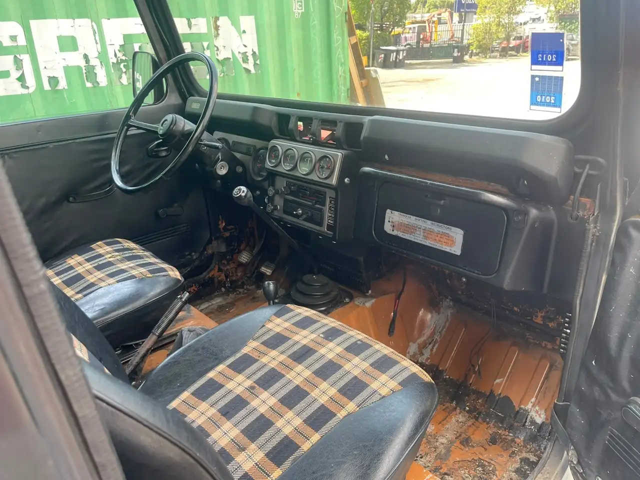Daihatsu Taft Deluxe 1.6, foto 6