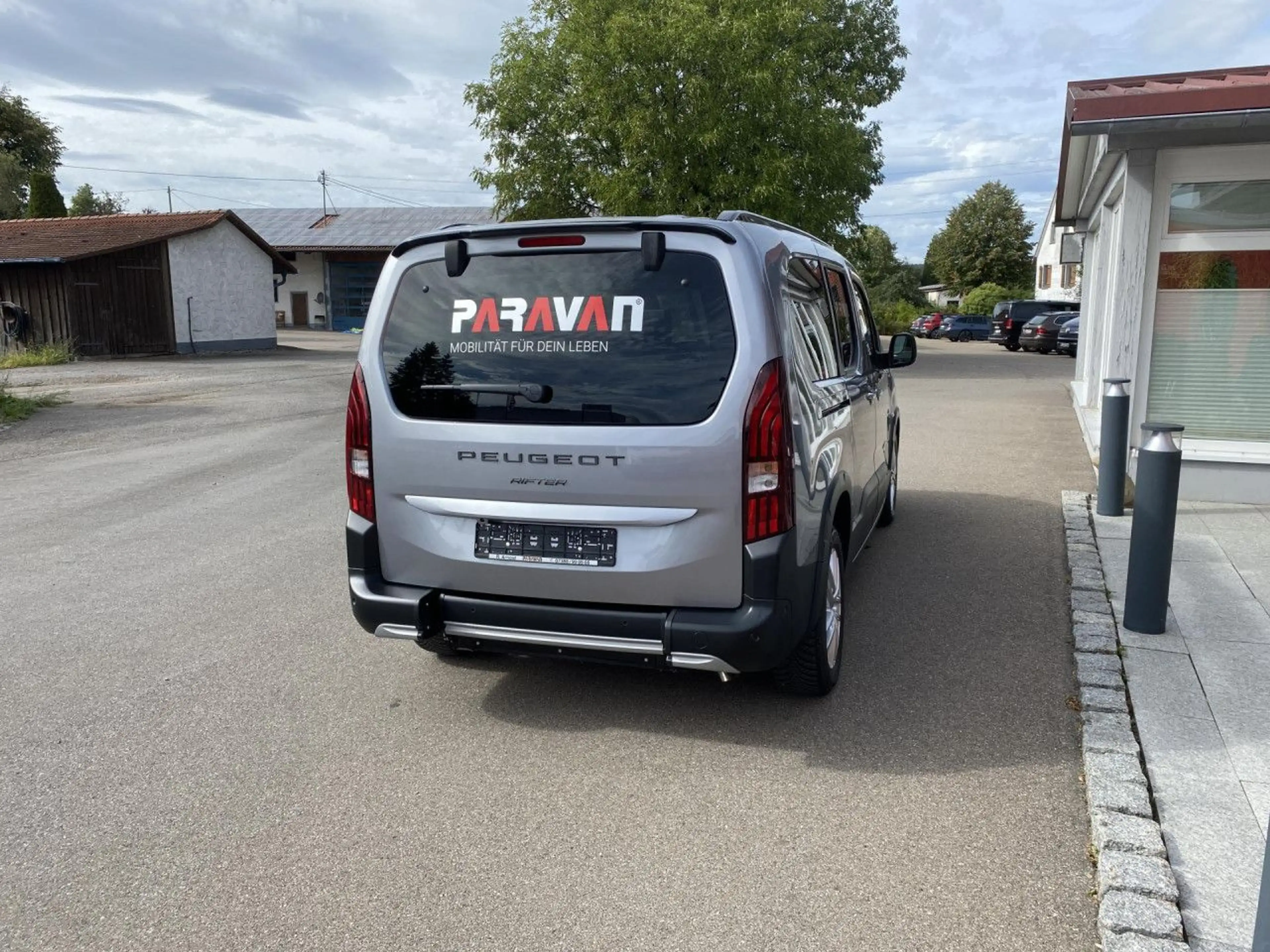 Peugeot Rifter GT L2 Vorführwagen mit Heckeinstieg Navi — photo 7