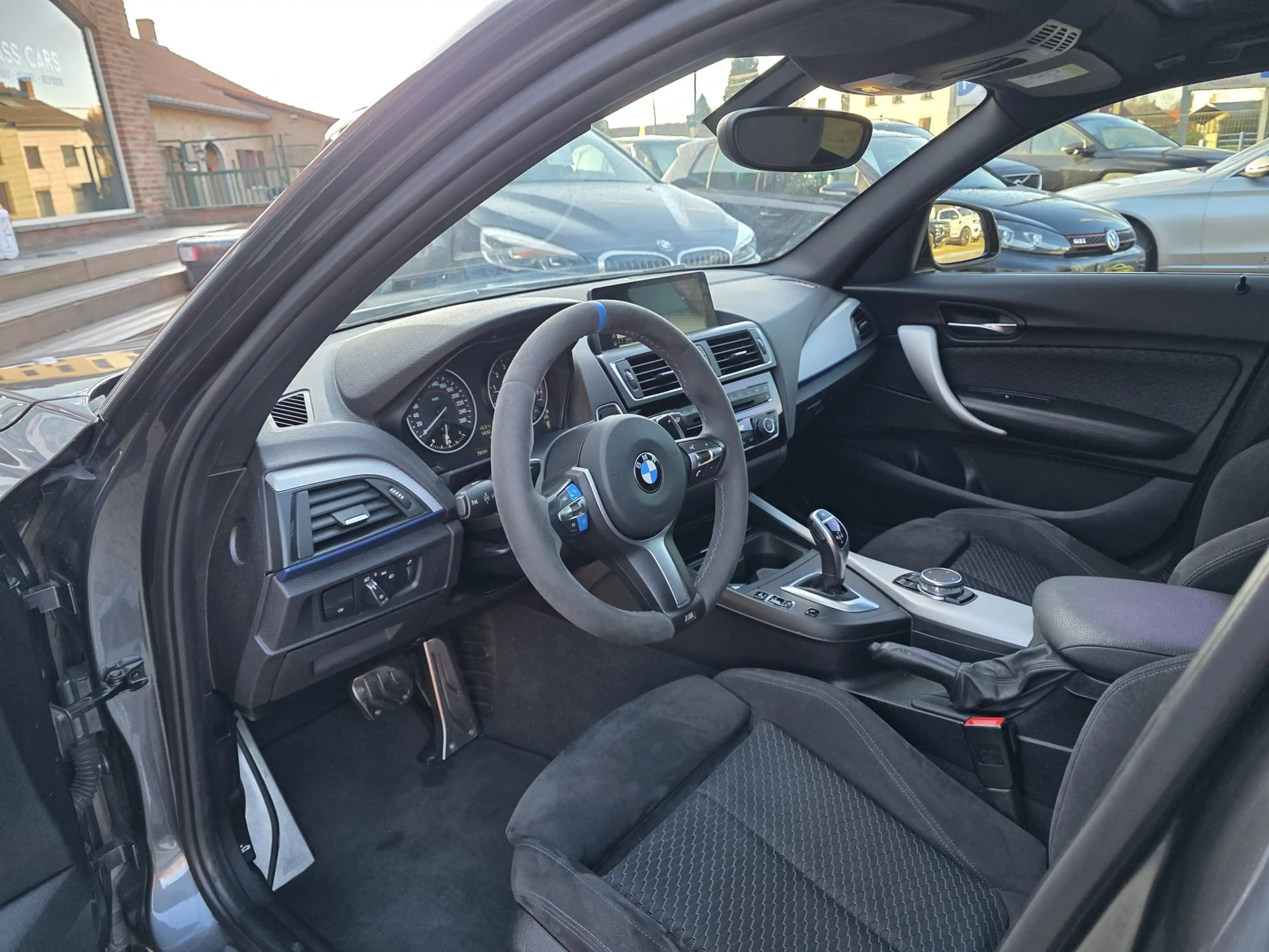 BMW 140 i M XDRIVE SHADOW LINE AUTO PDC NAVI-PRO LED EU6B — photo 3