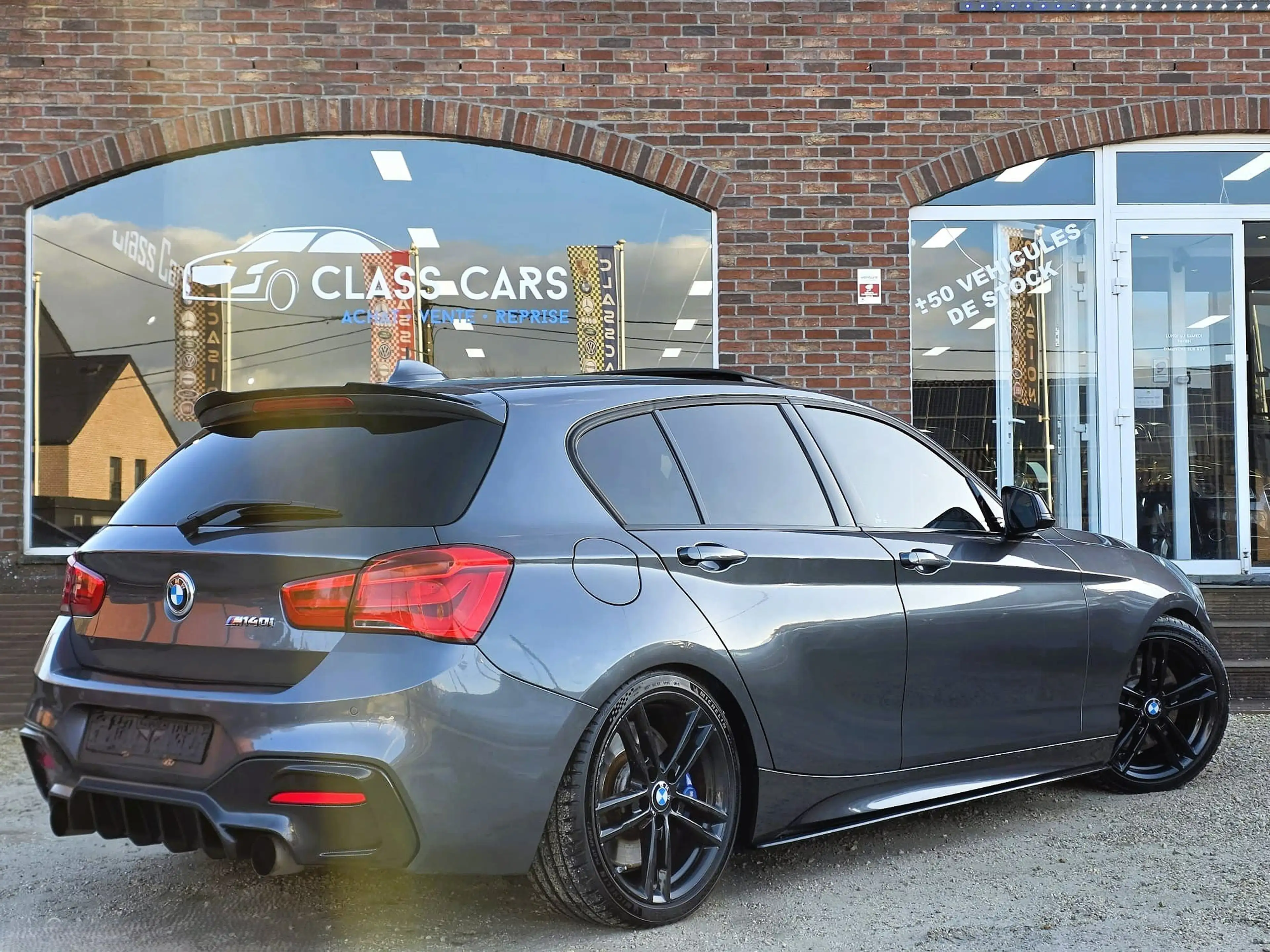 BMW 140 i M XDRIVE SHADOW LINE AUTO PDC NAVI-PRO LED EU6B — photo 2