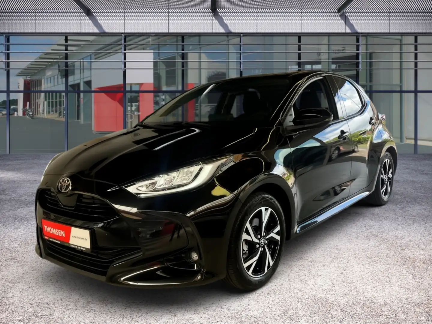 Toyota Yaris 1.5 D Team Deutschland ACC AUT LED SpurH Schwarz - 2