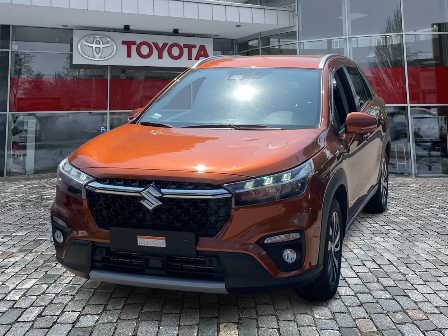 Suzuki S-Cross 1.4 Boosterjet Comfort Braun - 1