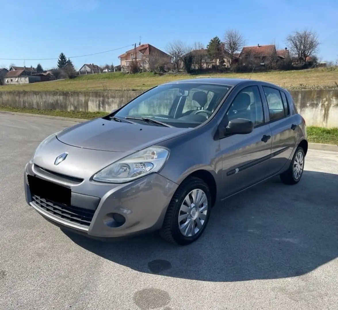 Renault Clio Clio 1.4iLudo 2011 - 1