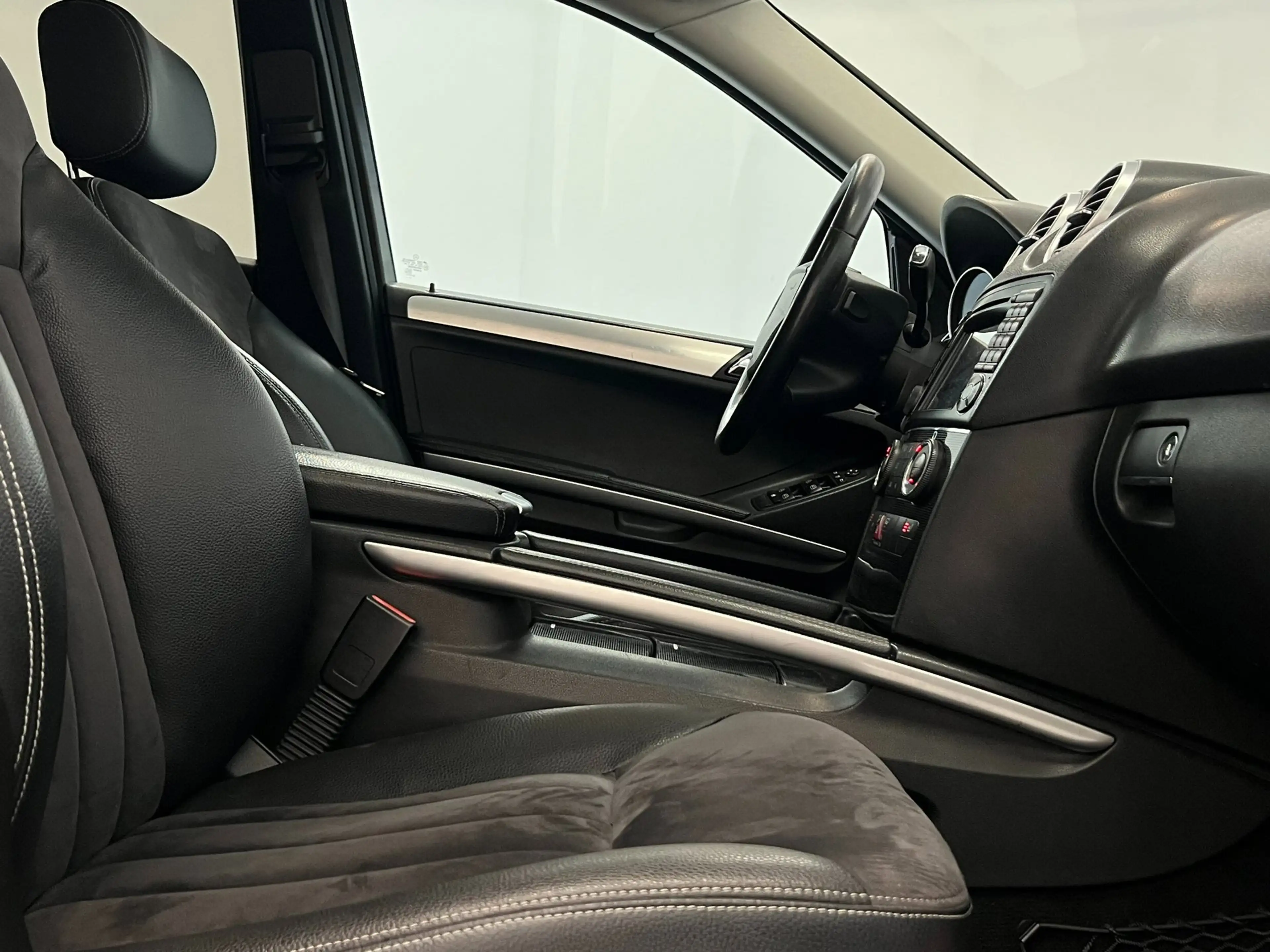 Mercedes-Benz ML 350 M-klasse / AMG / Schuifdak / Harman / Xenon — photo 7