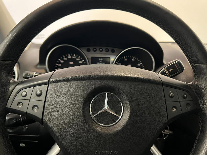 Mercedes-Benz ML 350 M-klasse / AMG / Schuifdak / Harman / Xenon — photo 11