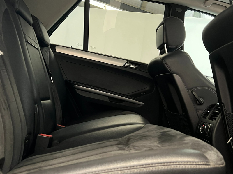 Mercedes-Benz ML 350 M-klasse / AMG / Schuifdak / Harman / Xenon — photo 8