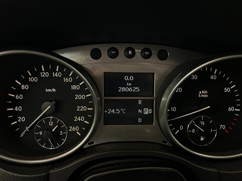 Mercedes-Benz ML 350 M-klasse / AMG / Schuifdak / Harman / Xenon — photo 12