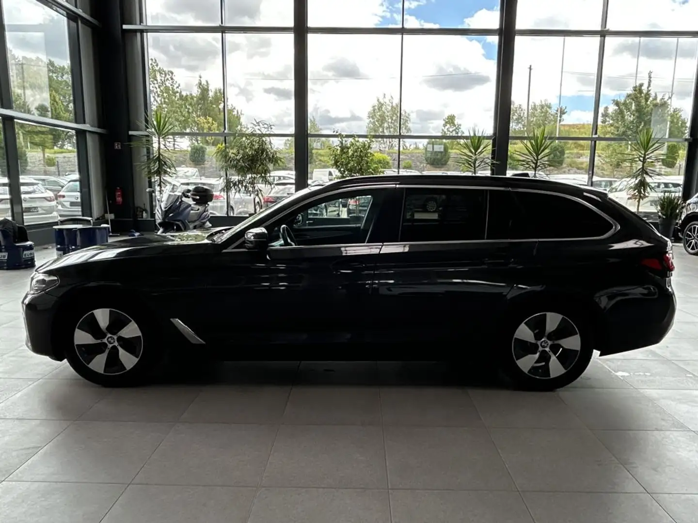 BMW 520 520d xDrive Touring Aut. - 2