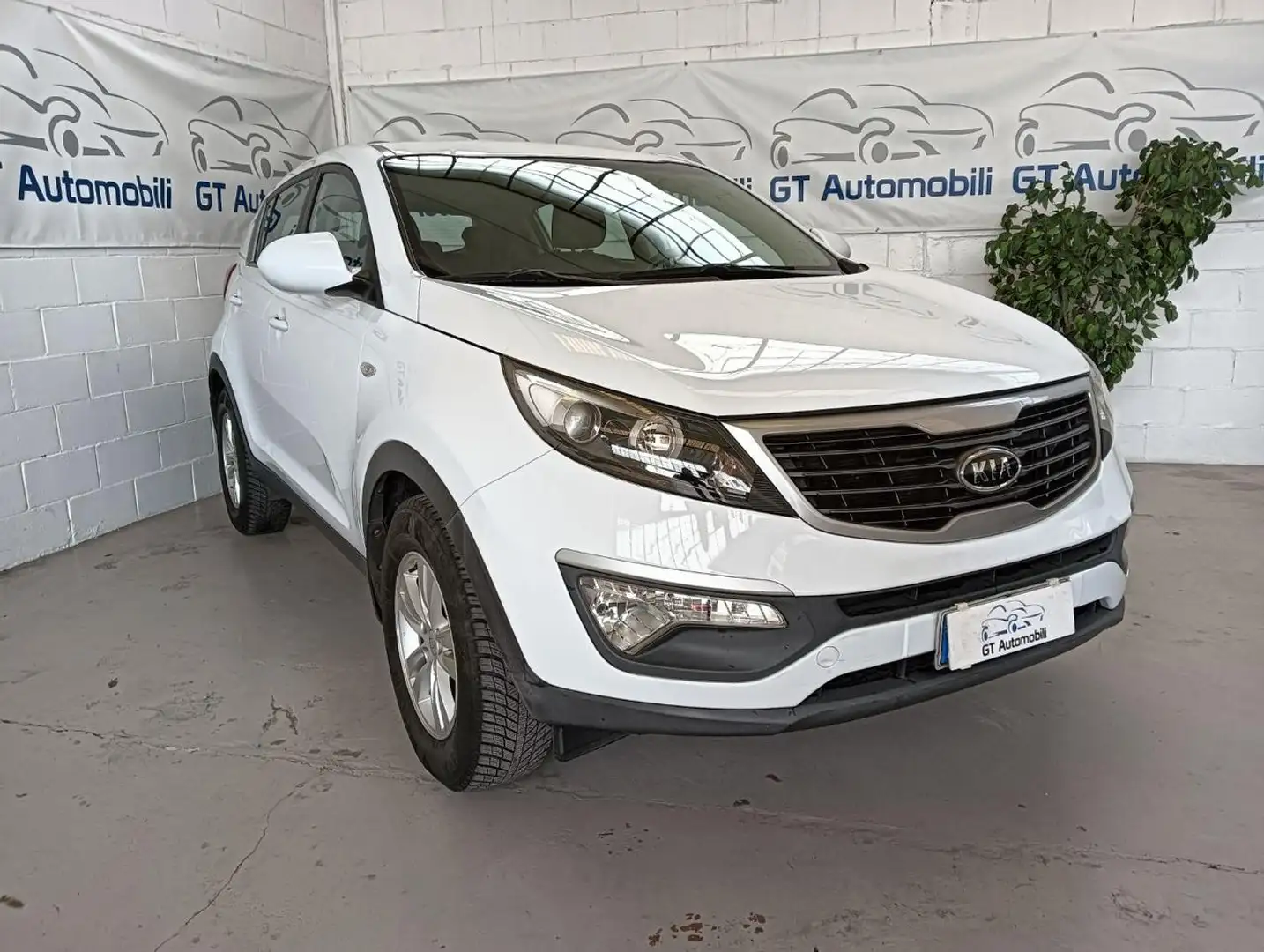 Kia Sportage 1.6 2WD Benzina Blanc - 2
