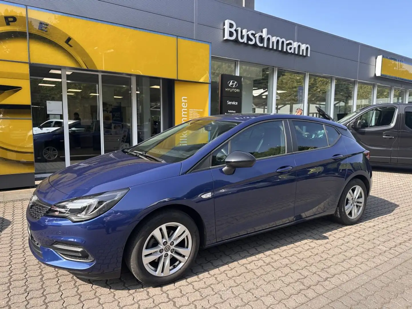 Opel Astra Edition 1.2 8-fach Räder Azul - 1