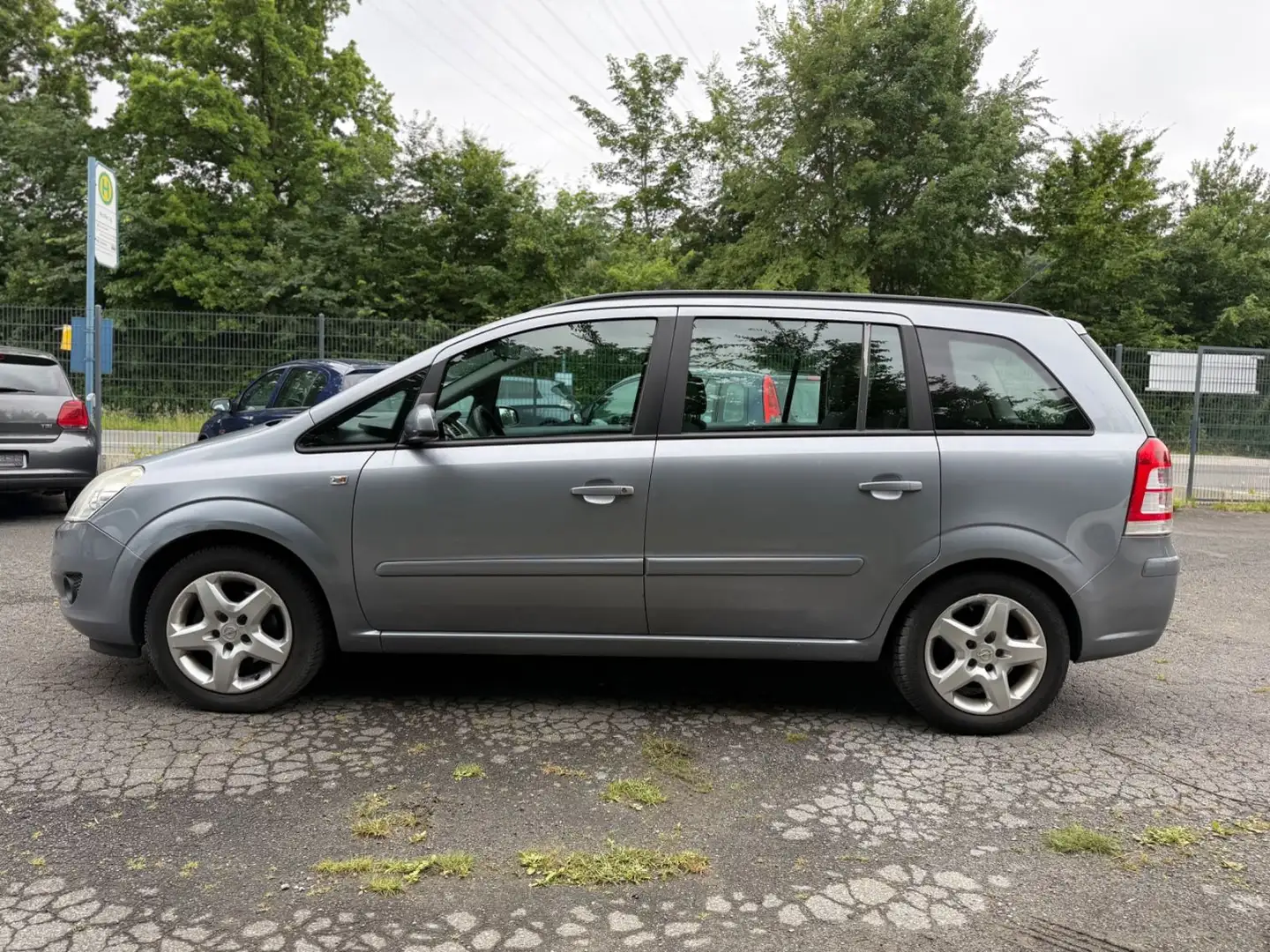 Opel Zafira B Edition Silber - 2
