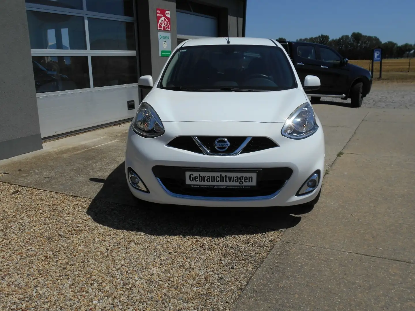 Nissan Micra Acenta Sommer / Winterräder Wit - 2