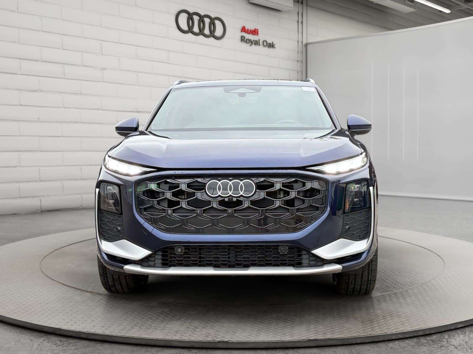 2026 Audi Q3 Technik | Ex-Demo — photo 1