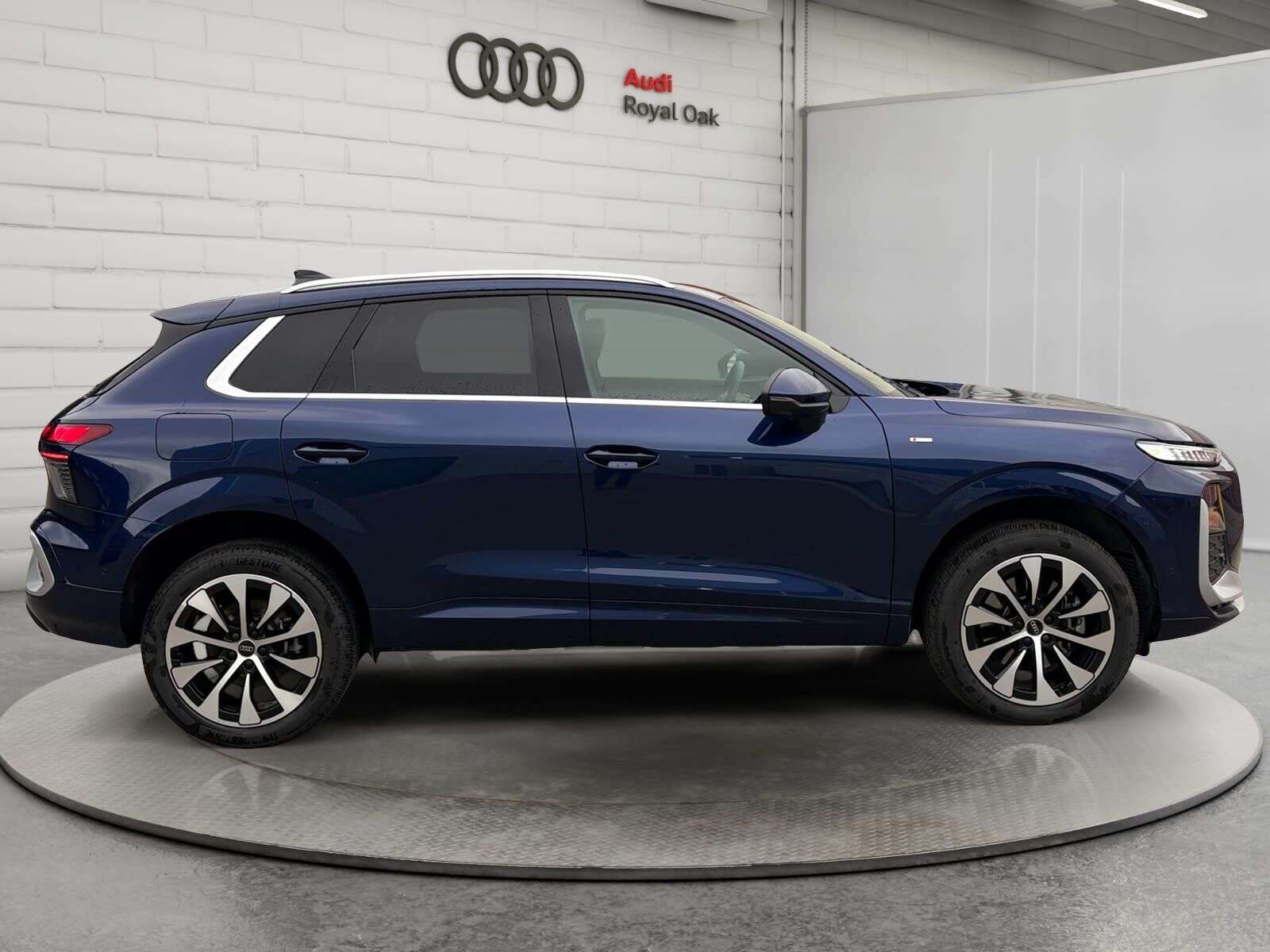 2026 Audi Q3 Technik | Ex-Demo — photo 1