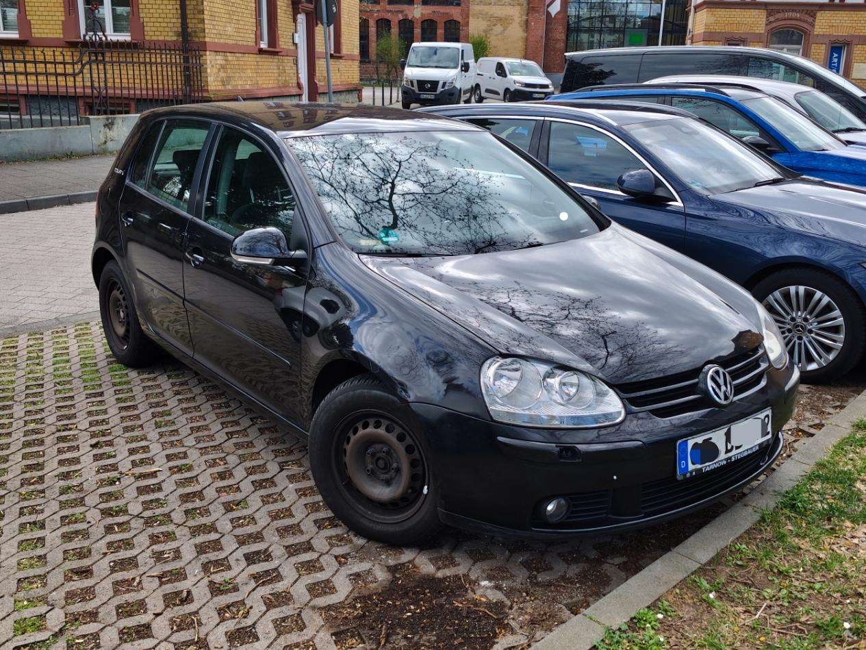 Second hand Volkswagen Golf 1.6