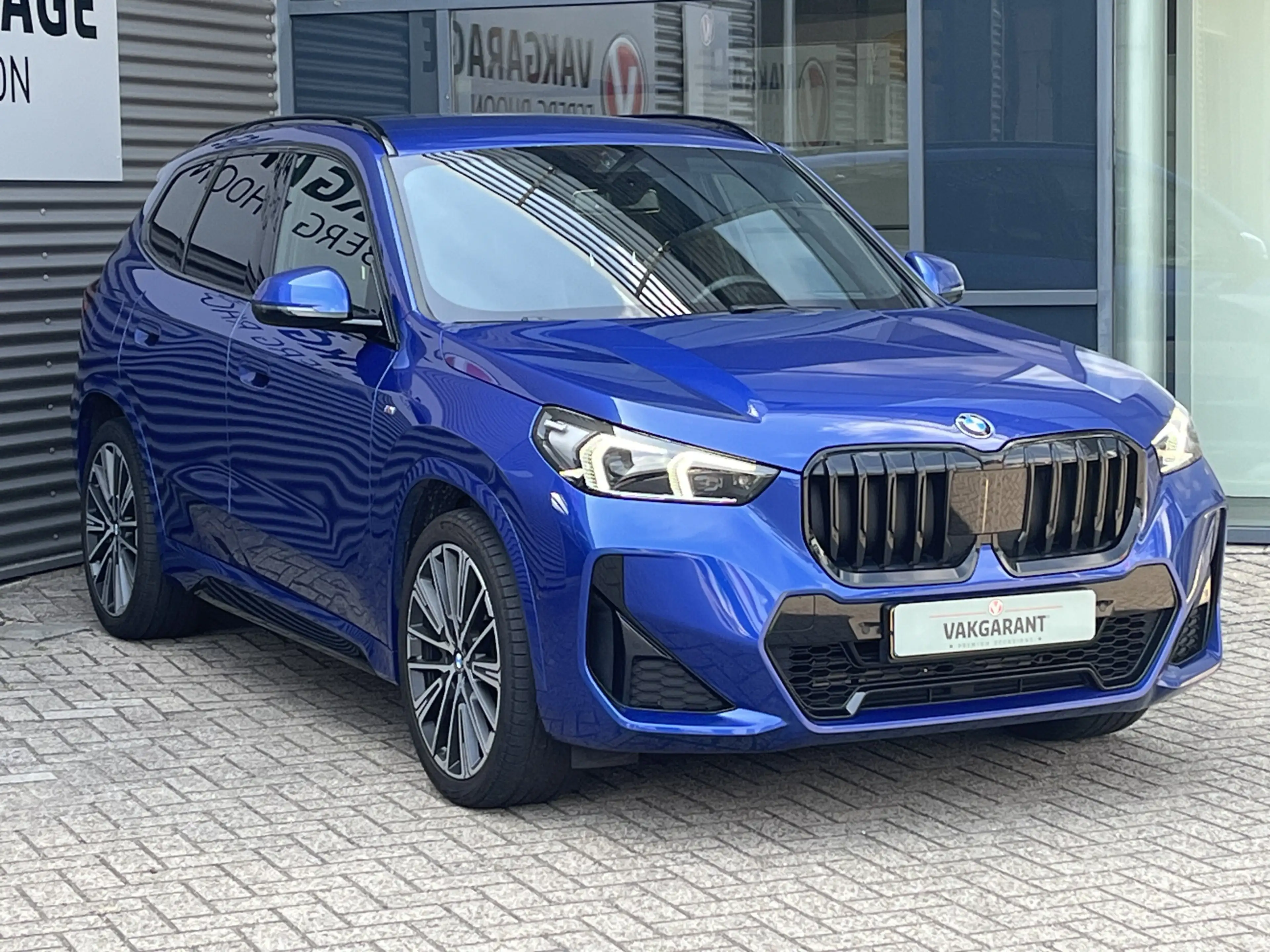 BMW X1 sDrive18i High Executive M-SPORT NIEUW MODEL! AUTO — photo 3