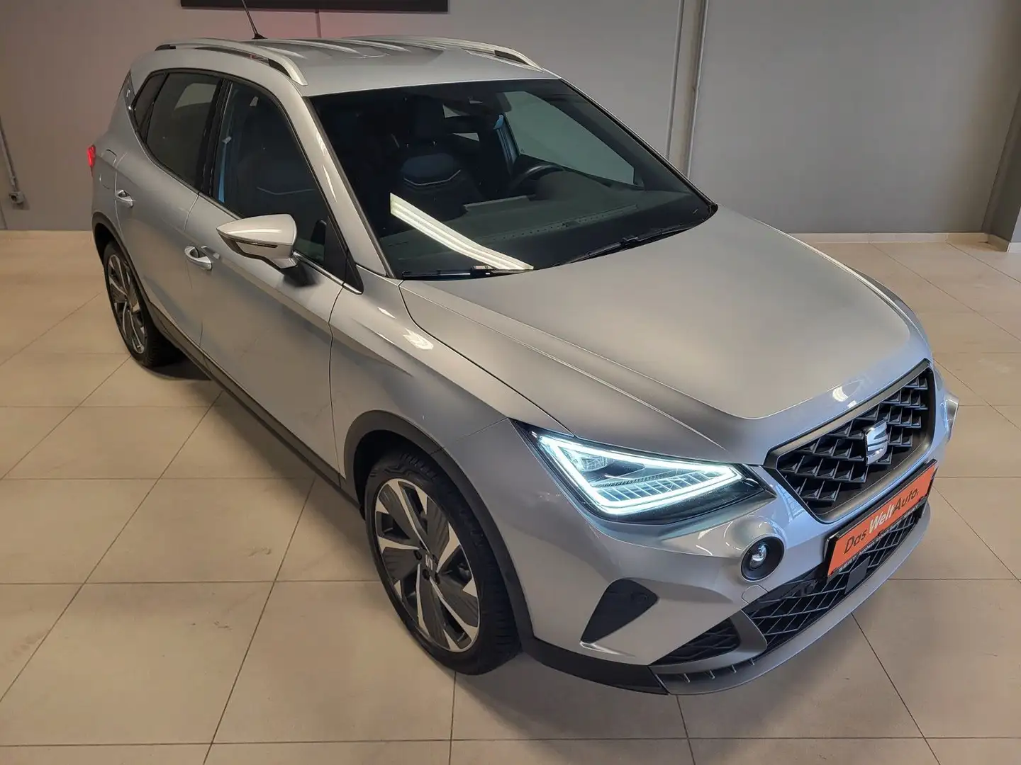 SEAT Arona -FR- 1.5 TSI DSG *LED*Full-Link*Kam.*GJR* Silber - 1