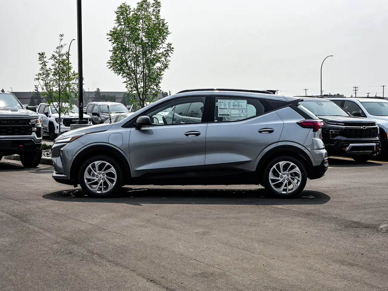 Chevrolet Bolt photo Chevrolet Bolt