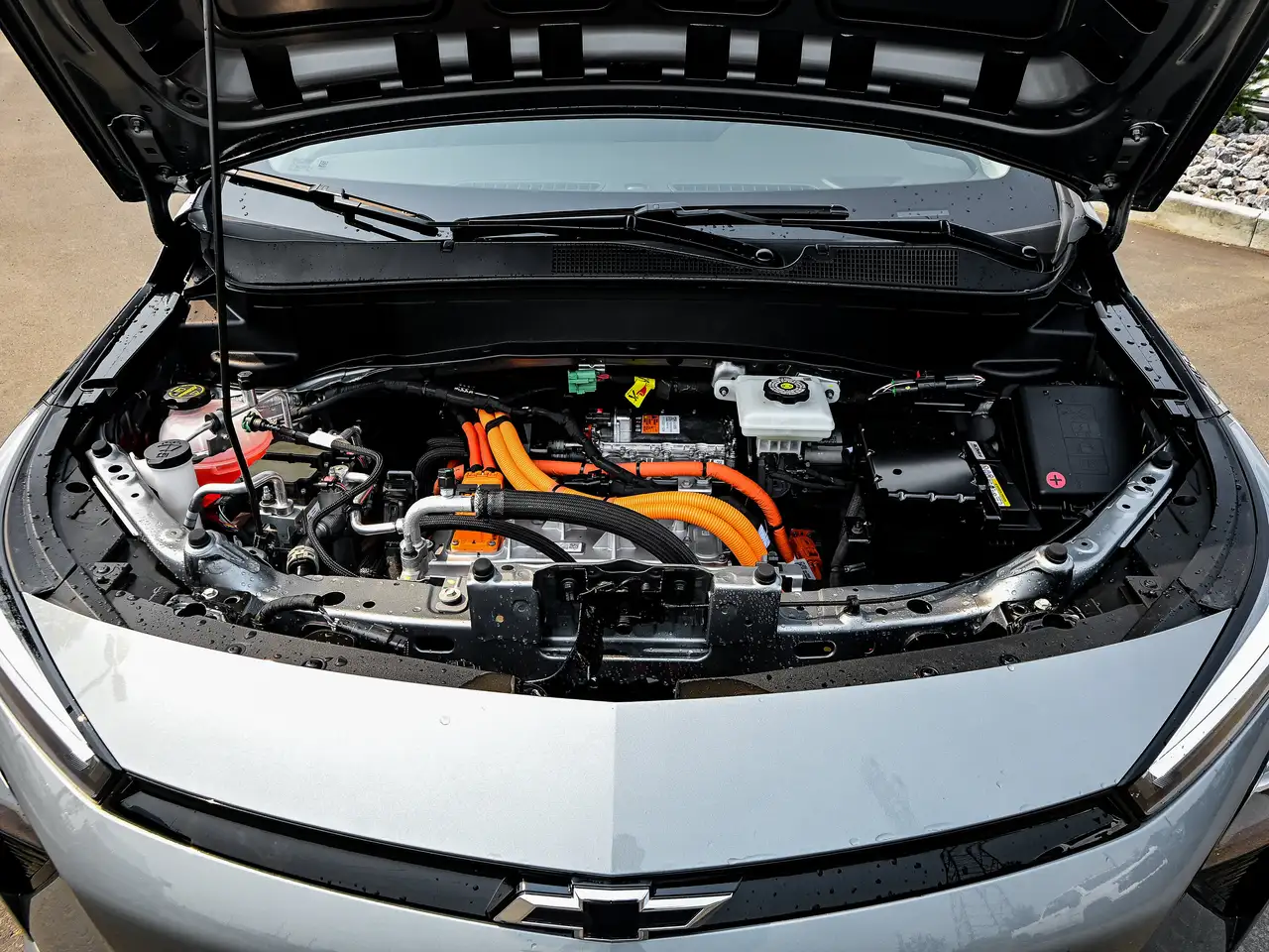 Chevrolet Bolt photo Chevrolet Bolt