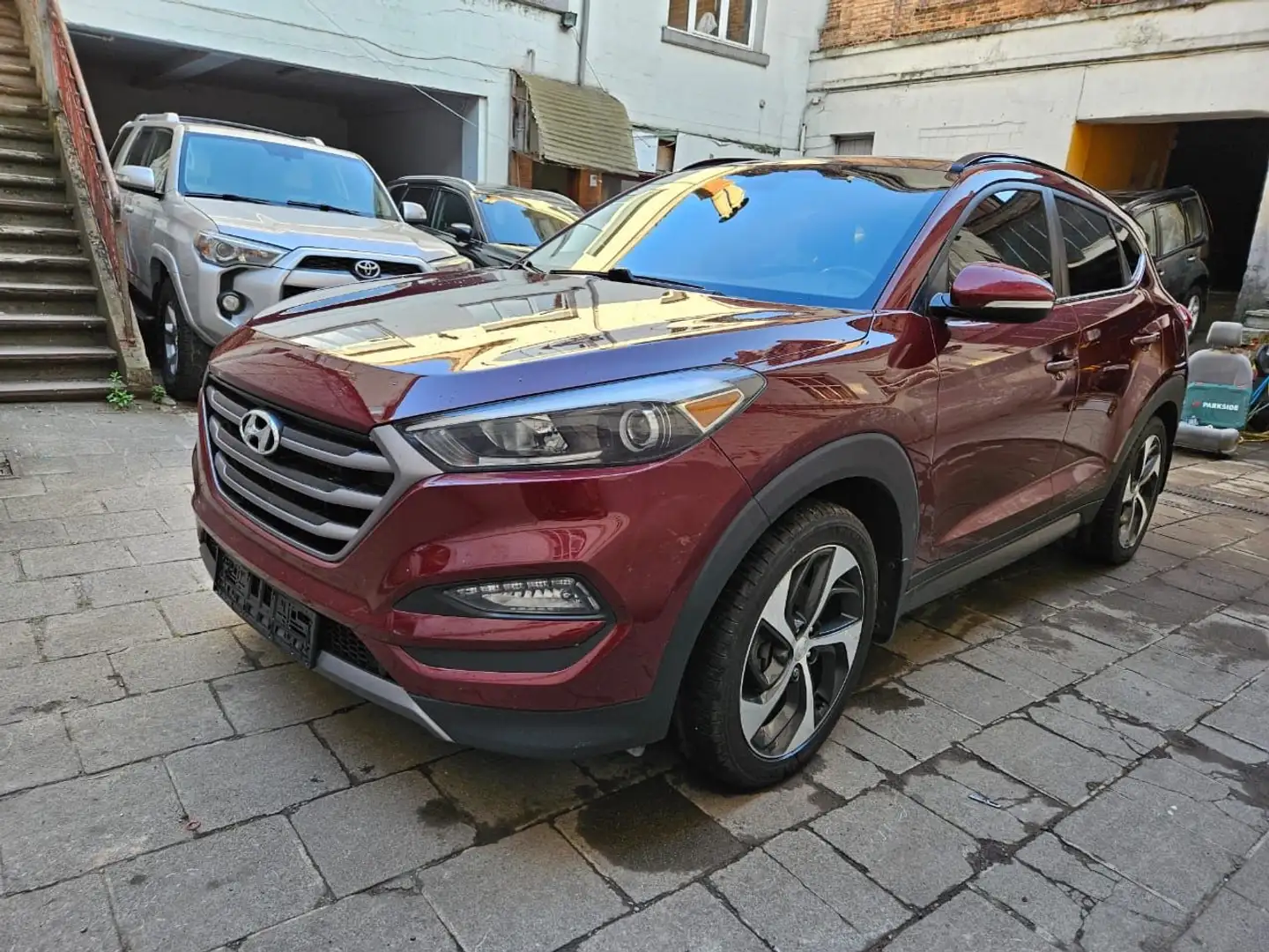 Hyundai TUCSON Export only Out side - 1