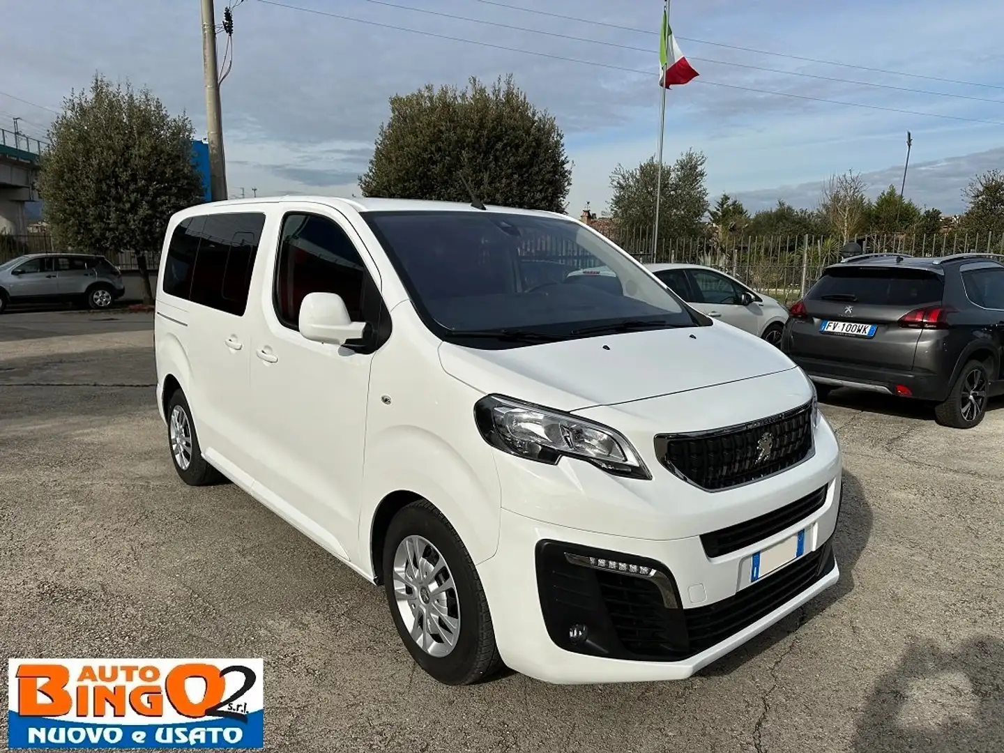 Peugeot Traveller 1.5HDI 102CV 9 POSTI - 2020 +iva Beyaz - 2