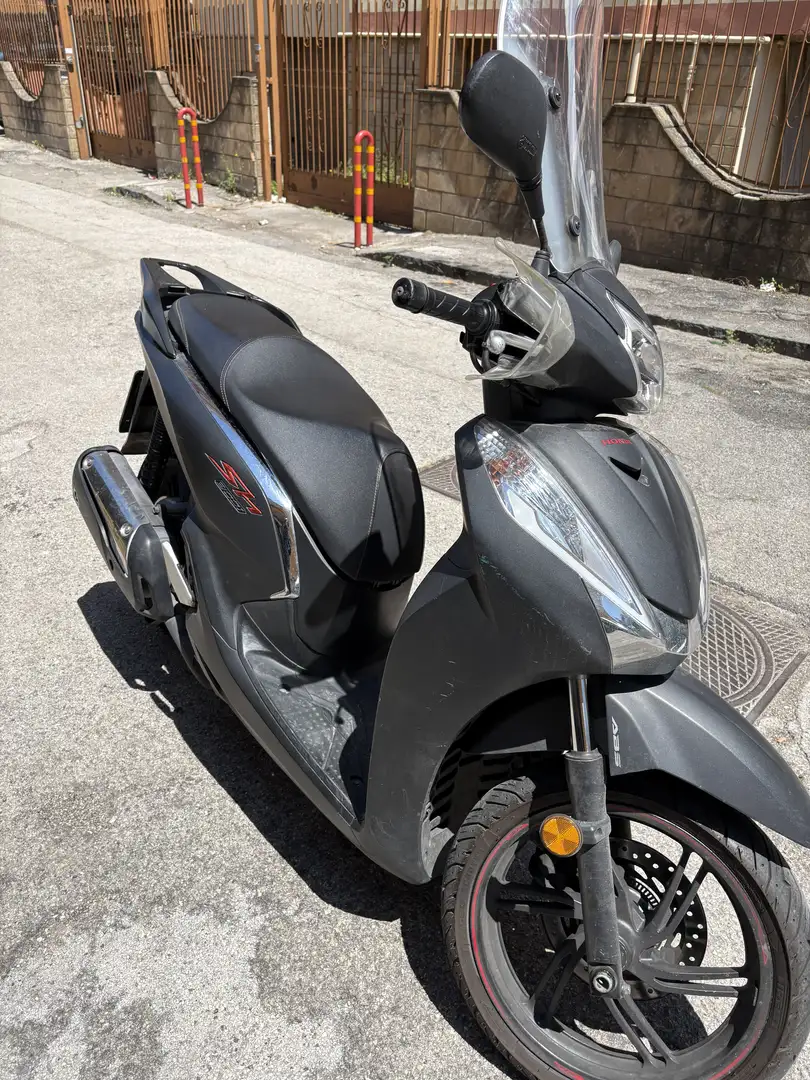 Honda SH 300 sport - 1