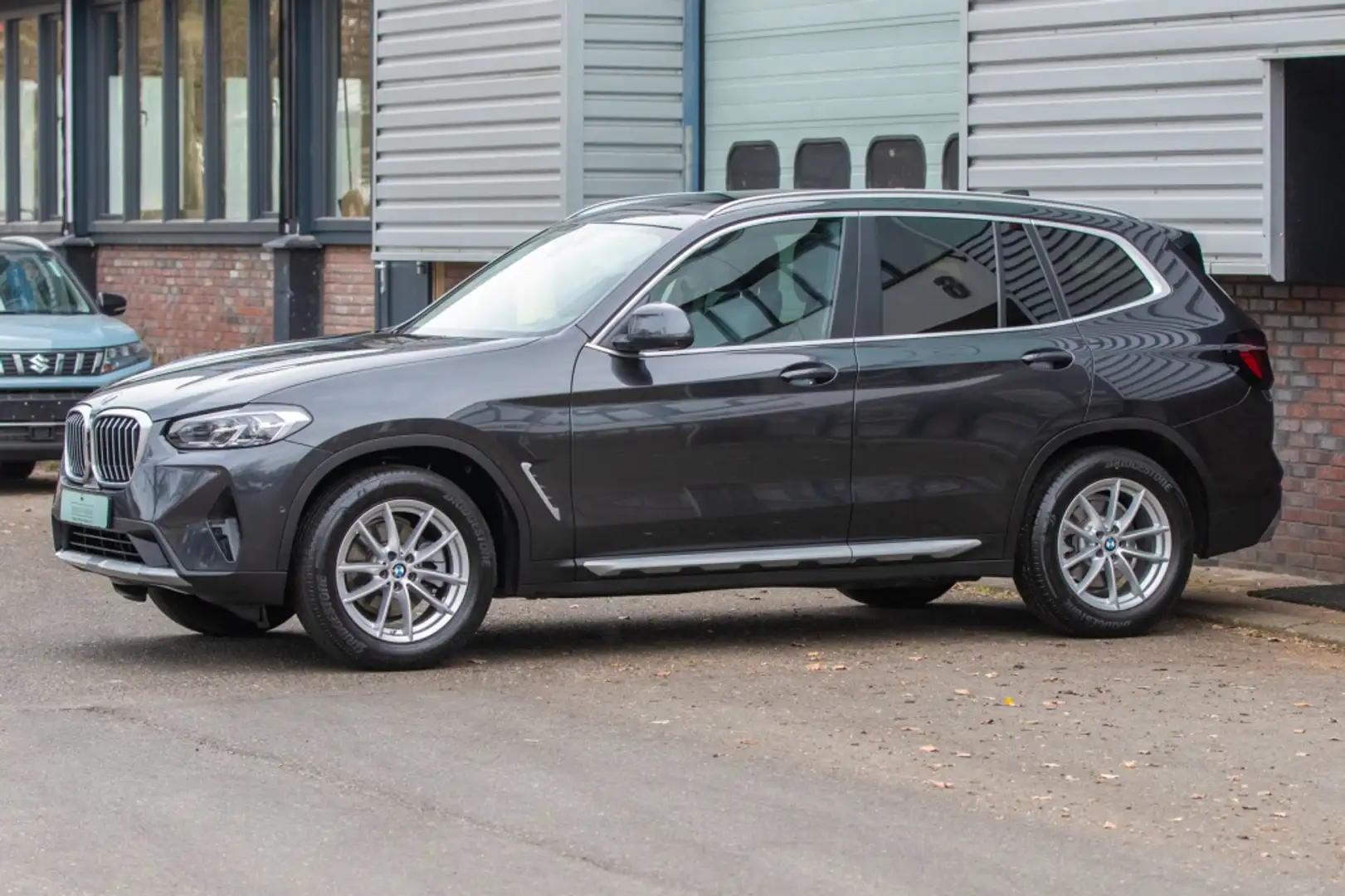 BMW X3 xDrive 20i Mild Hybrid Grijs - 2