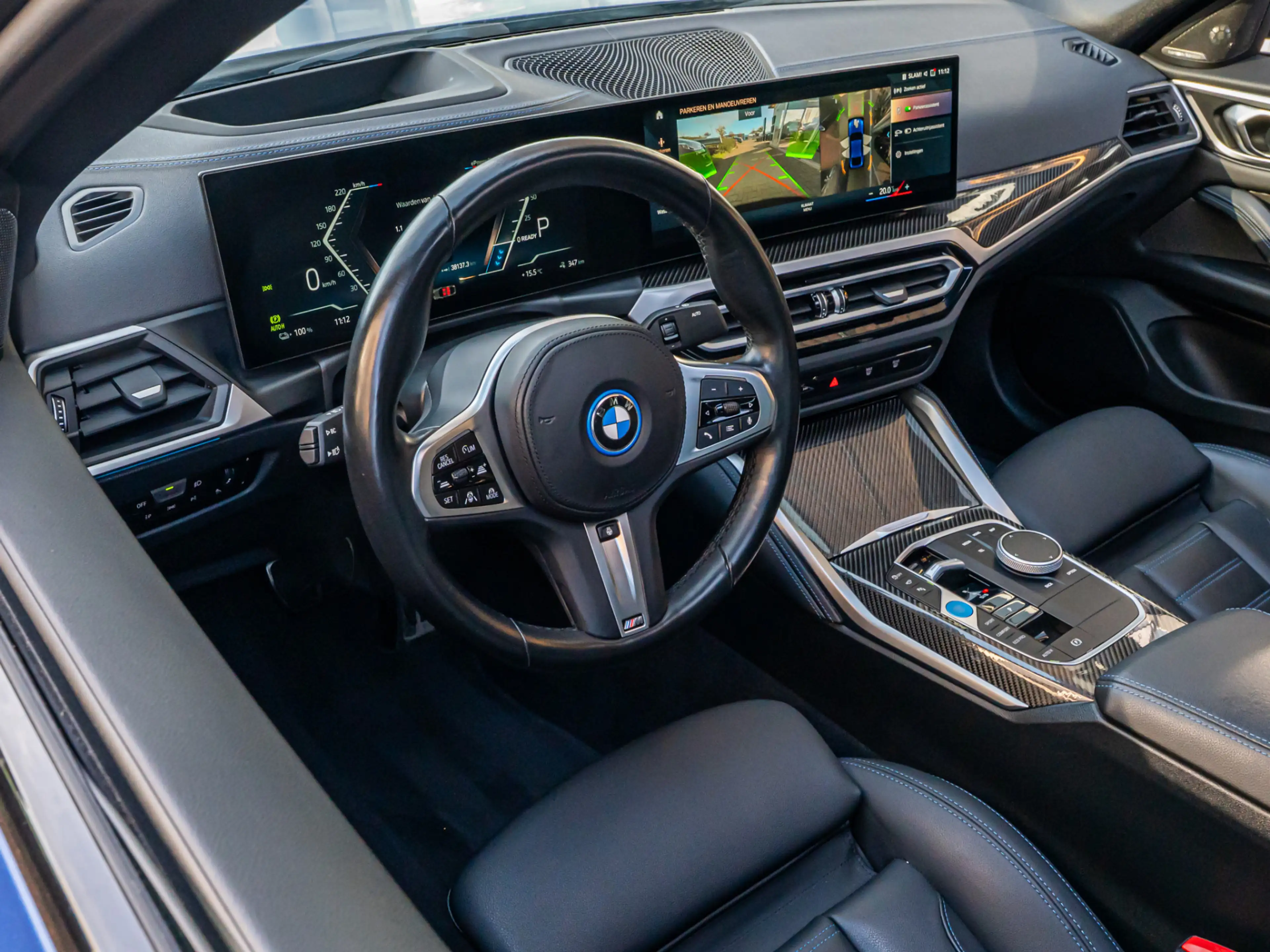 BMW i4 eDrive40 High Exe 84 kWh M-Sport PANO HUD CAMERA H — photo 38