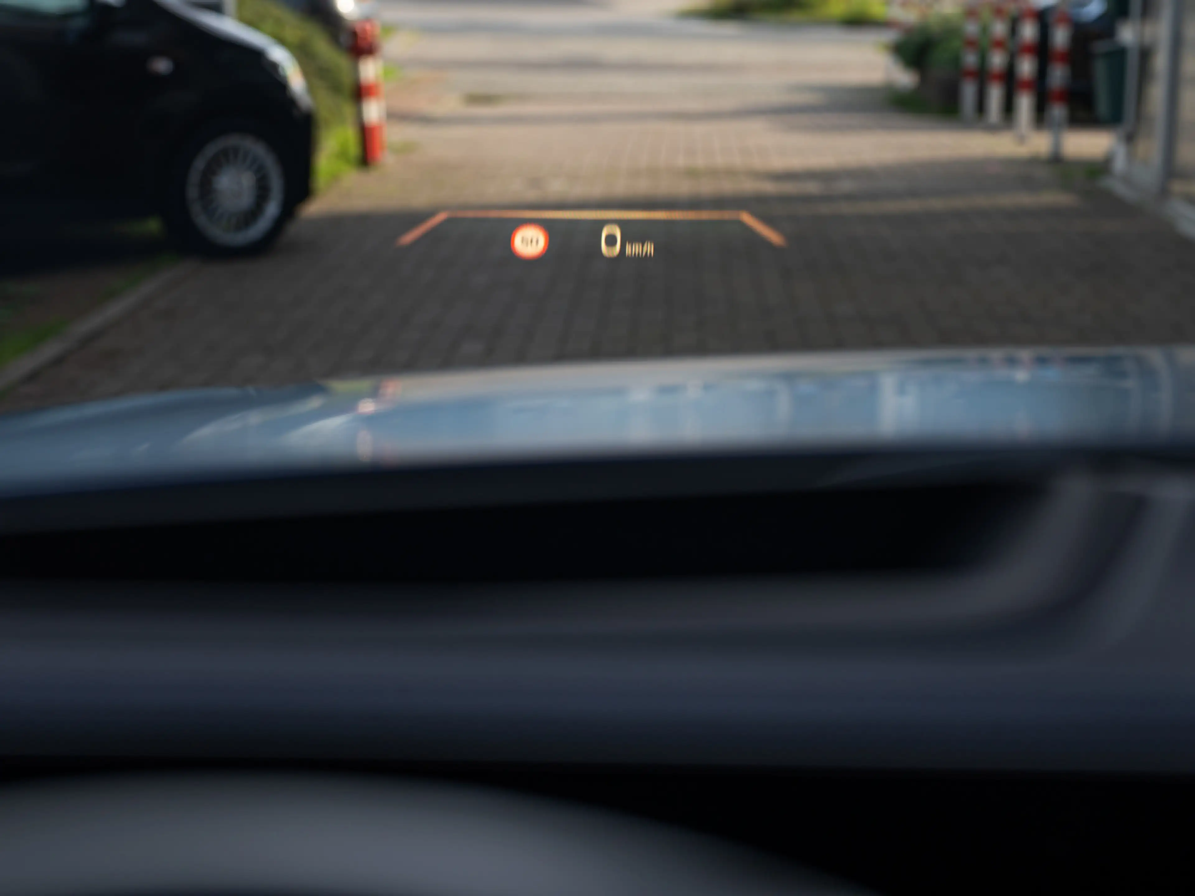 BMW i4 eDrive40 High Exe 84 kWh M-Sport PANO HUD CAMERA H — photo 10