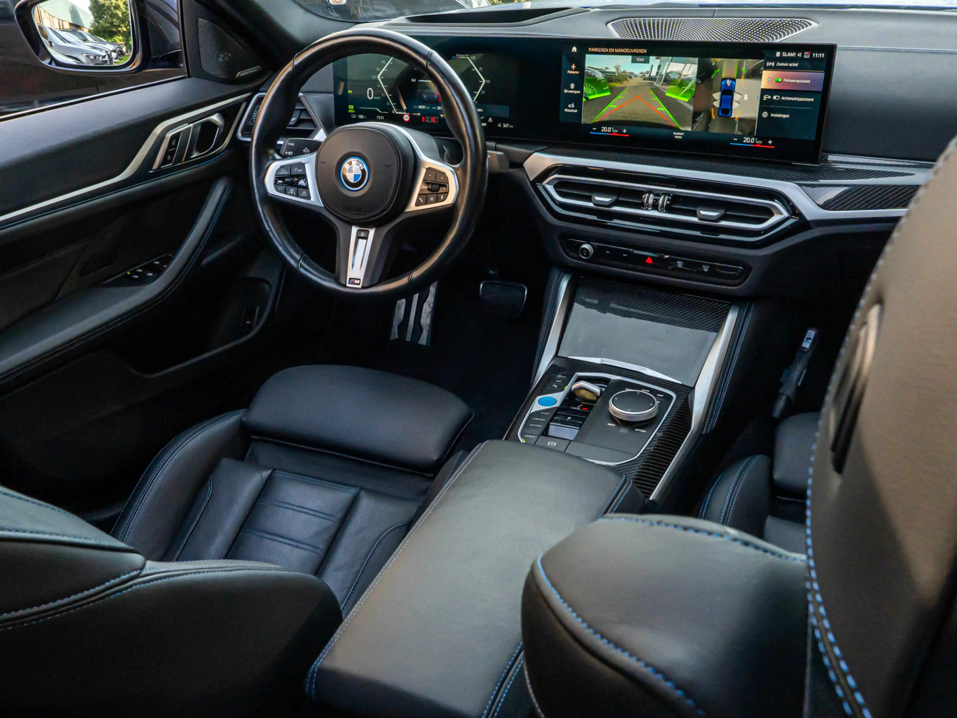 BMW i4 eDrive40 High Exe 84 kWh M-Sport PANO HUD CAMERA H — photo 2