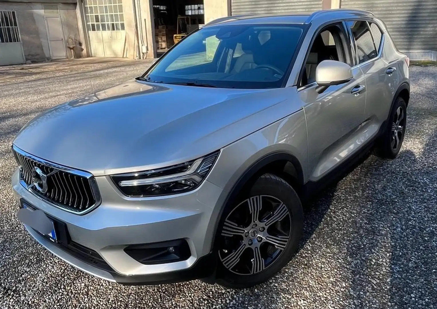 Volvo XC40 2.0 t4 Inscription awd geartronic Argento - 1
