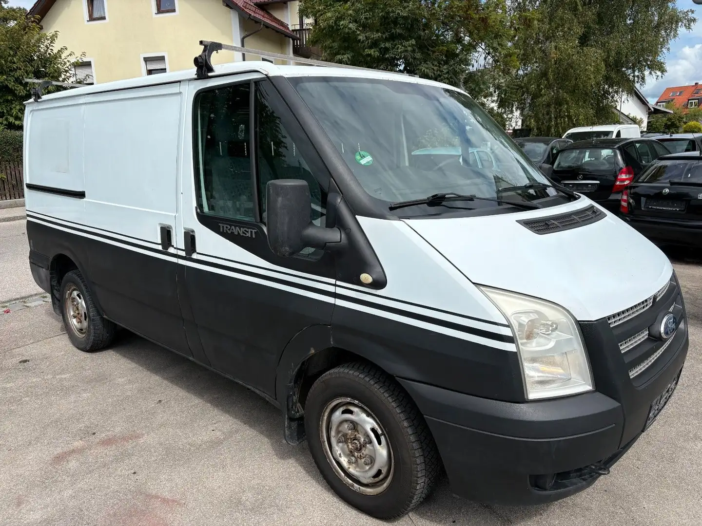 Ford Transit 2,2 Diesel *TÜV 02/2027* Weiß - 1