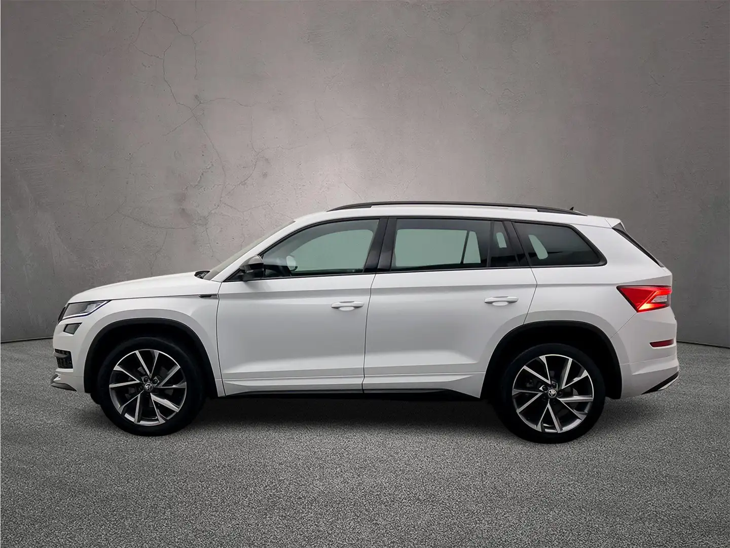 Skoda Kodiaq Sportline Business 1.5 TSI 150pk DSG Automaat Trek Wit - 2