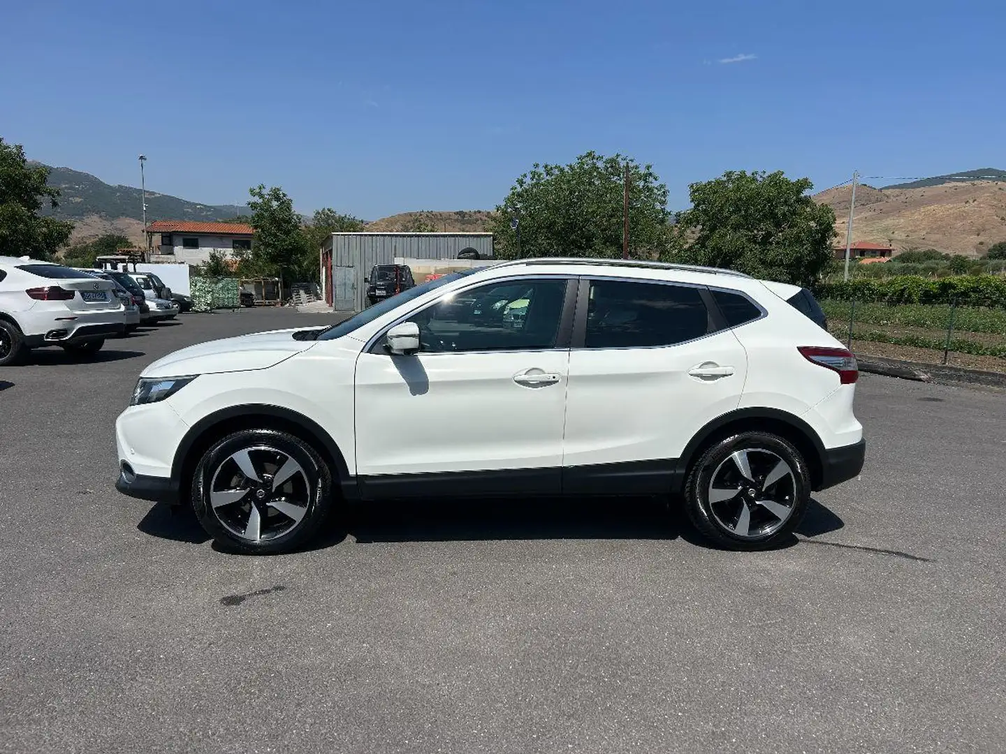 Nissan Qashqai 1.5 dCi Tekna Bianco - 2