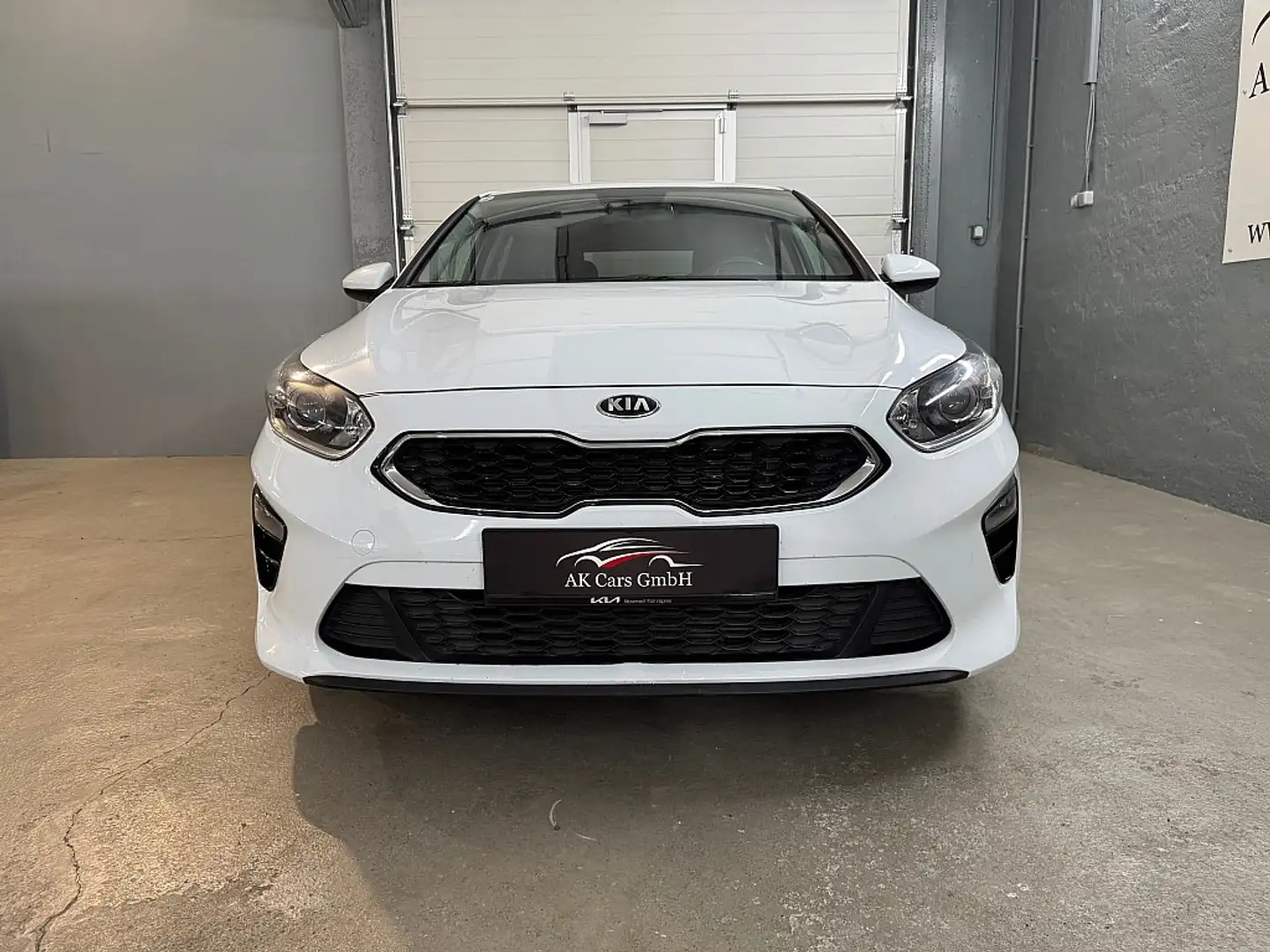 Kia Ceed / cee'd ceed 1,5 TGDI *Navi*Kamera*Sitz+Lenkradheizung* Blanc - 2