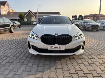 Serie 1 F40 118d Msport auto