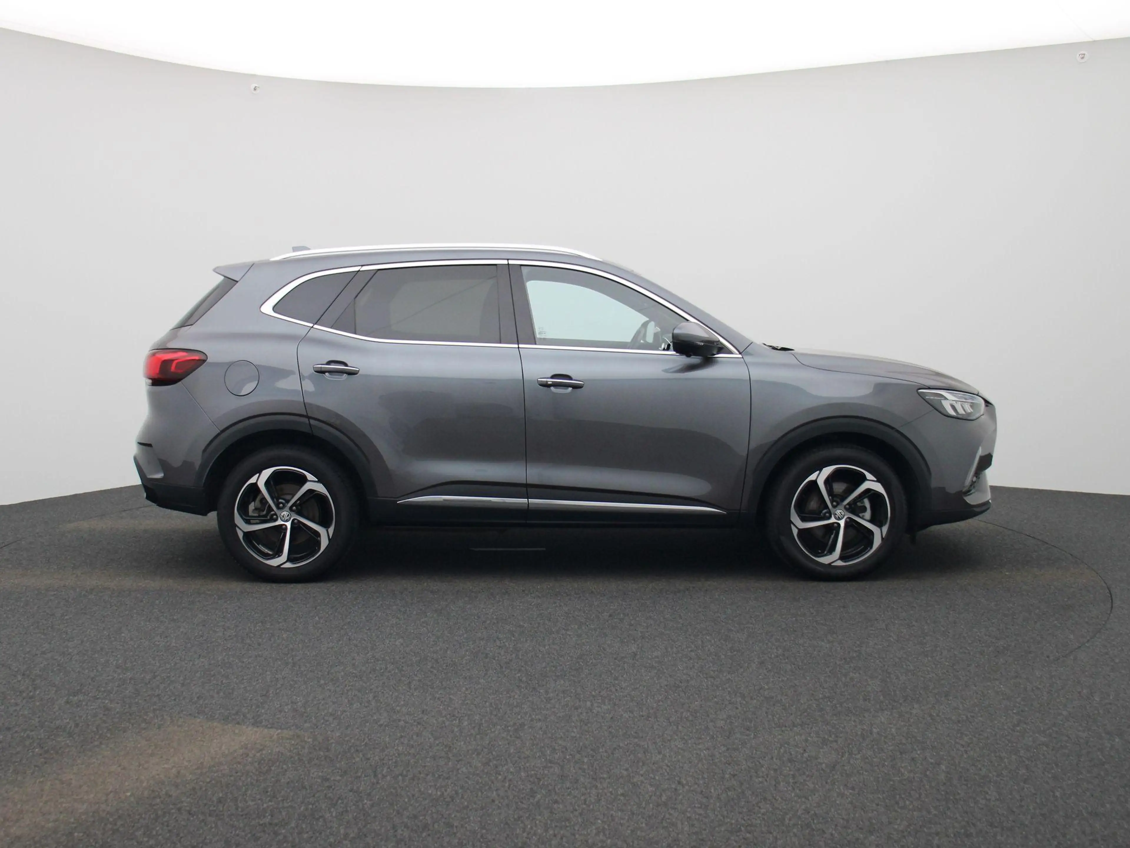 MG EHS 1.5 TGDI PHEV Aut. Luxury | Leder | Panoramadak | — photo 7