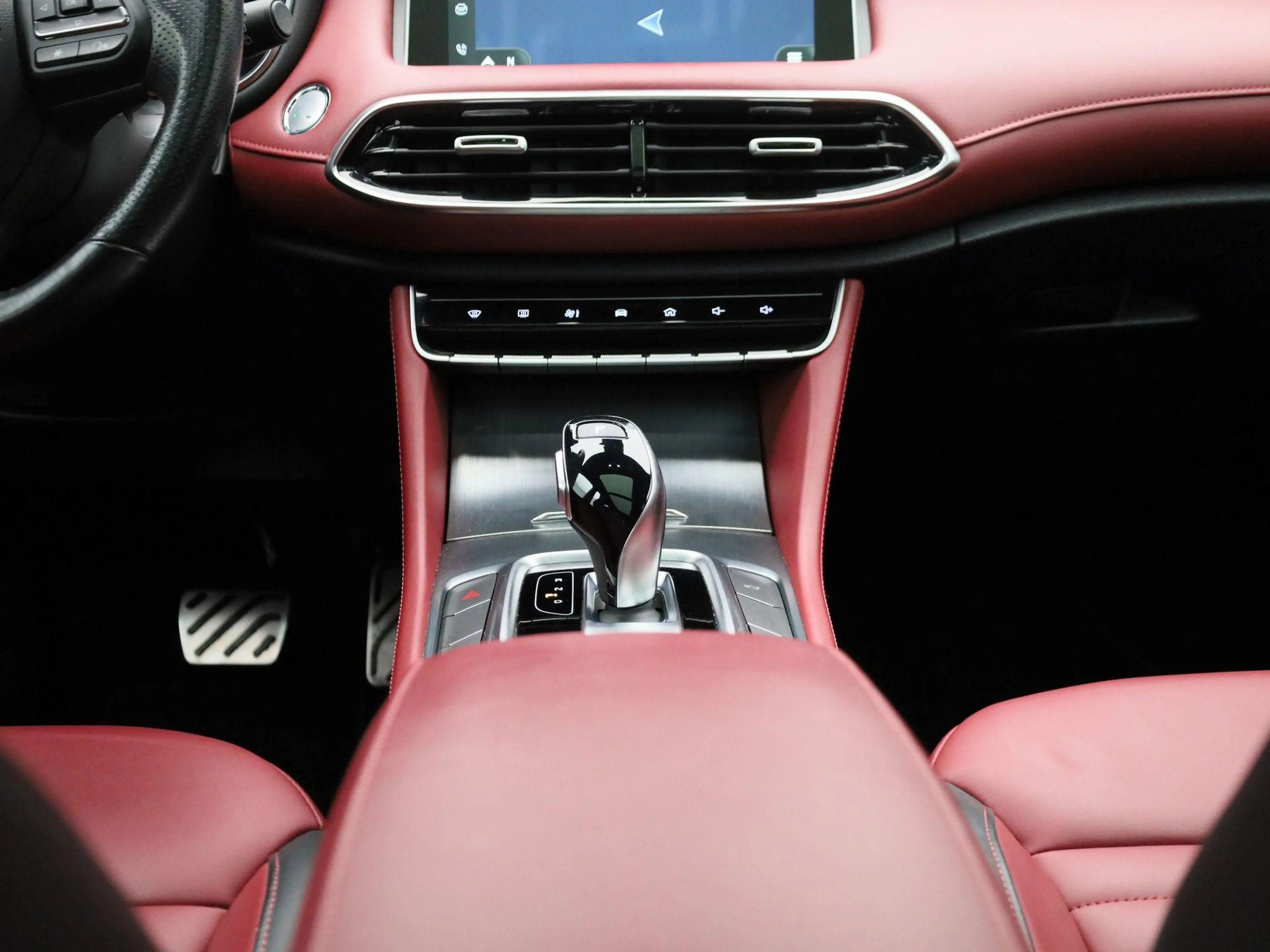 MG EHS 1.5 TGDI PHEV Aut. Luxury | Leder | Panoramadak | — photo 11