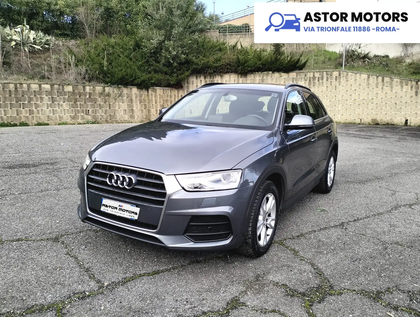 Audi Q3 (8U) 2.0 tdi Sport S-line Quattro E6 S-tron. 184cv Grau - 1