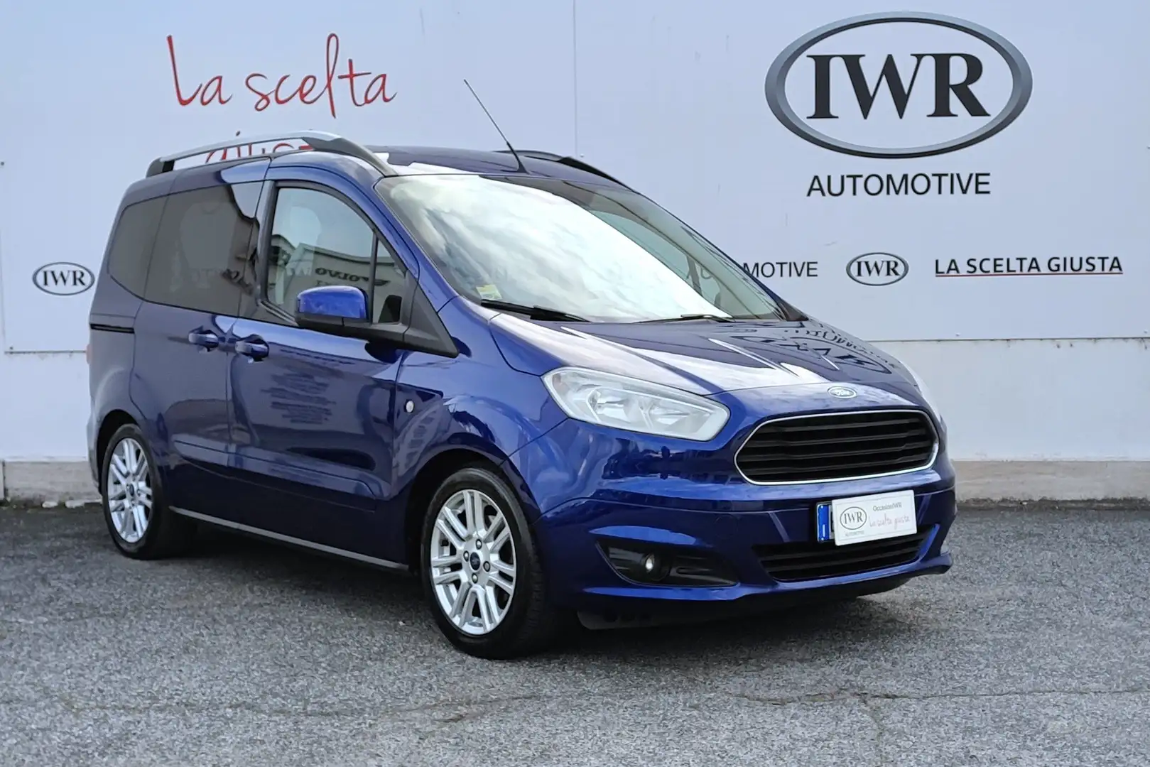 Ford Tourneo Courier Ford Tourneo Courier 1.6 TDCI 95 CV Plus Blauw - 1