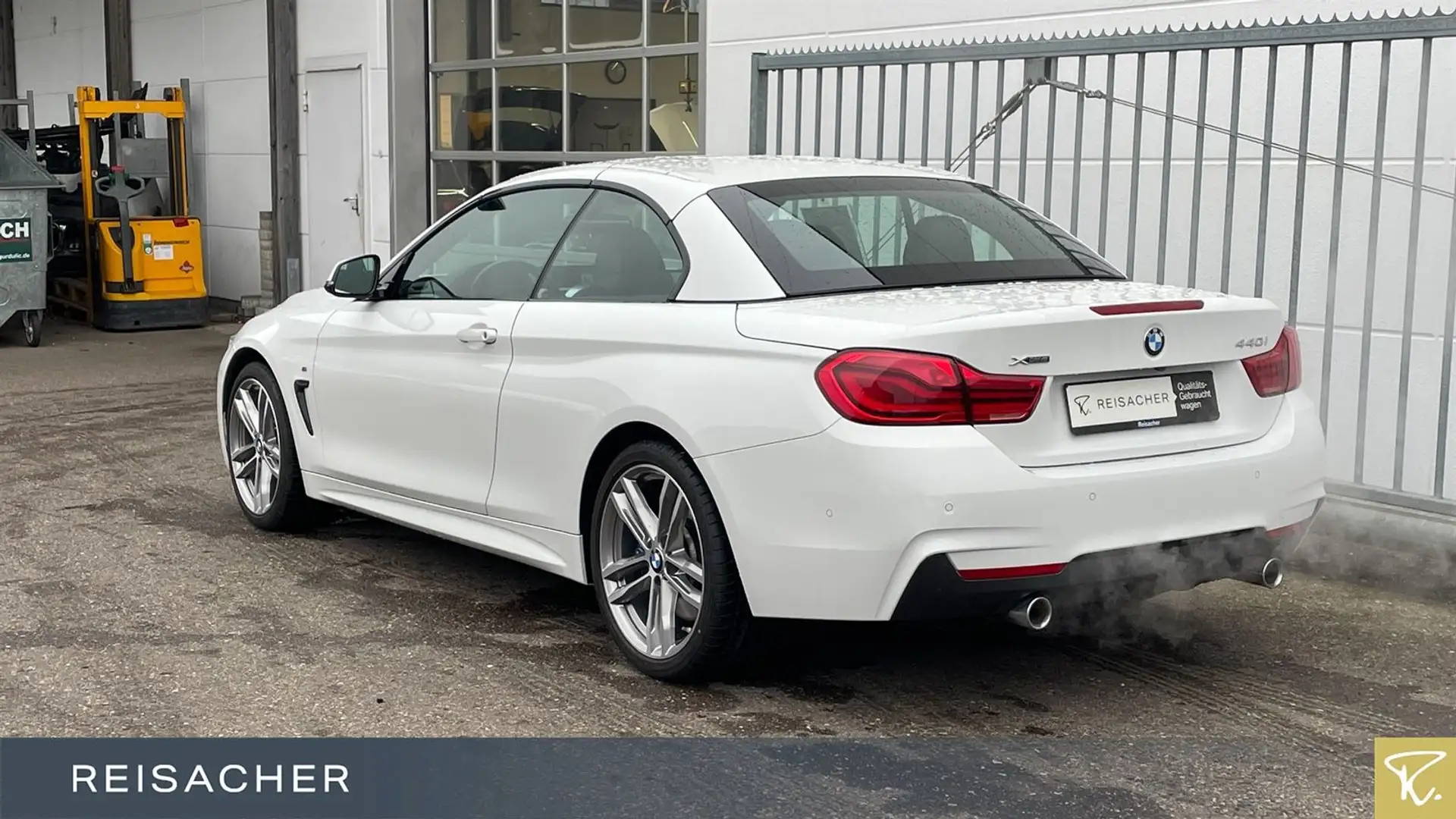 BMW 440 i xDrive Cabrio M-Sport,AHK,adLED,ACC,HUD,RFK Blanc - 2