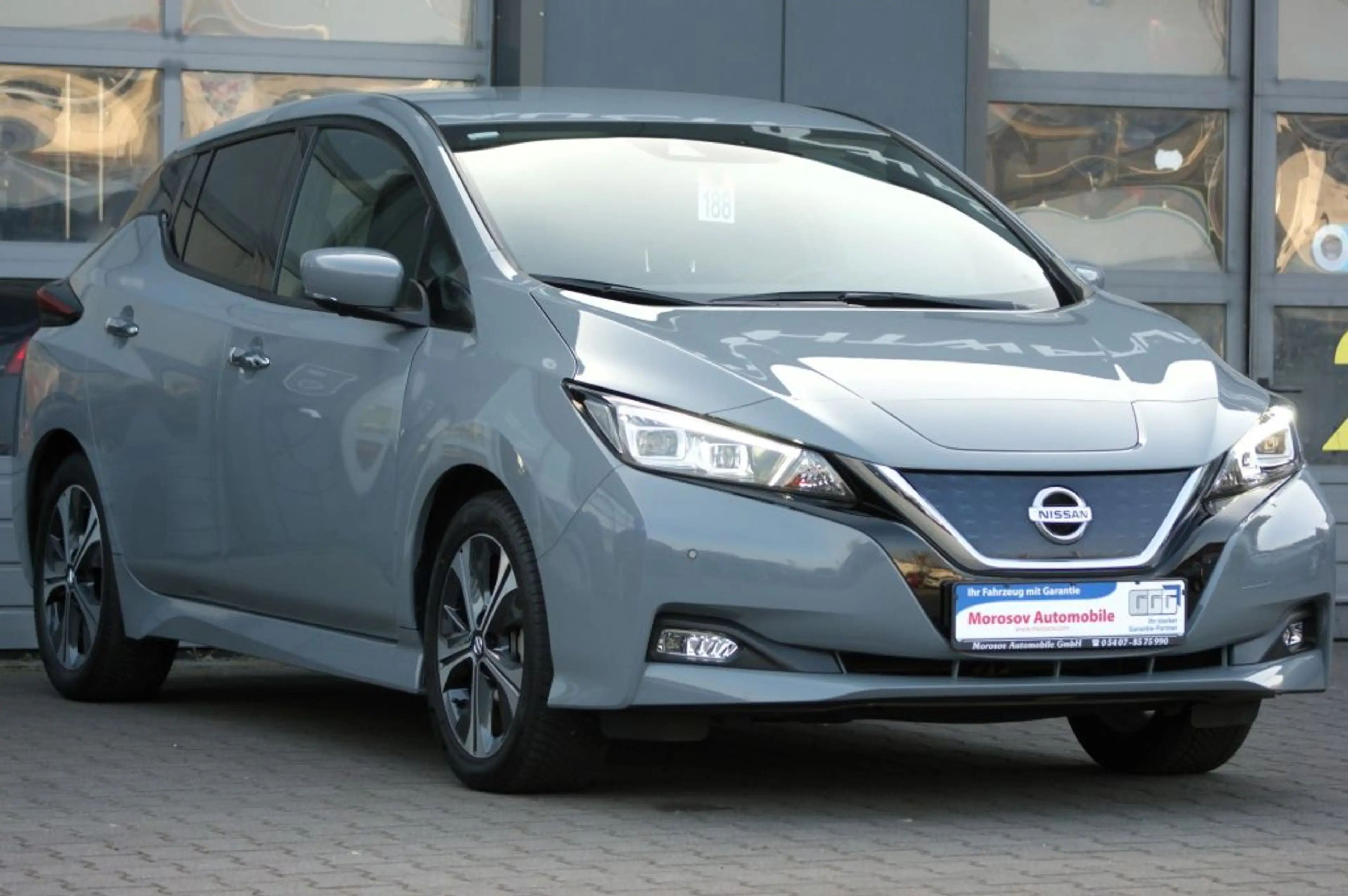 Nissan Leaf 40 kWh Tekna — photo 2
