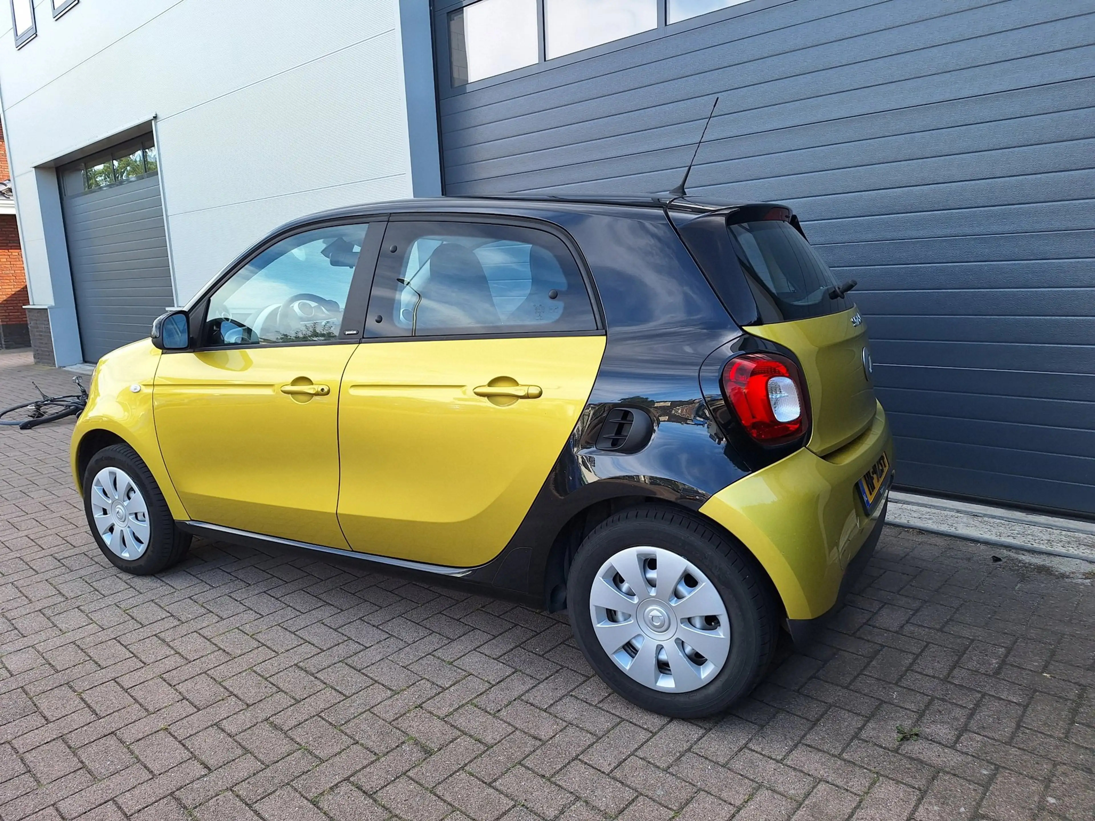 smart forFour | 1.0 Joy Edition | Airco | Lage kilometerstand | — photo 10