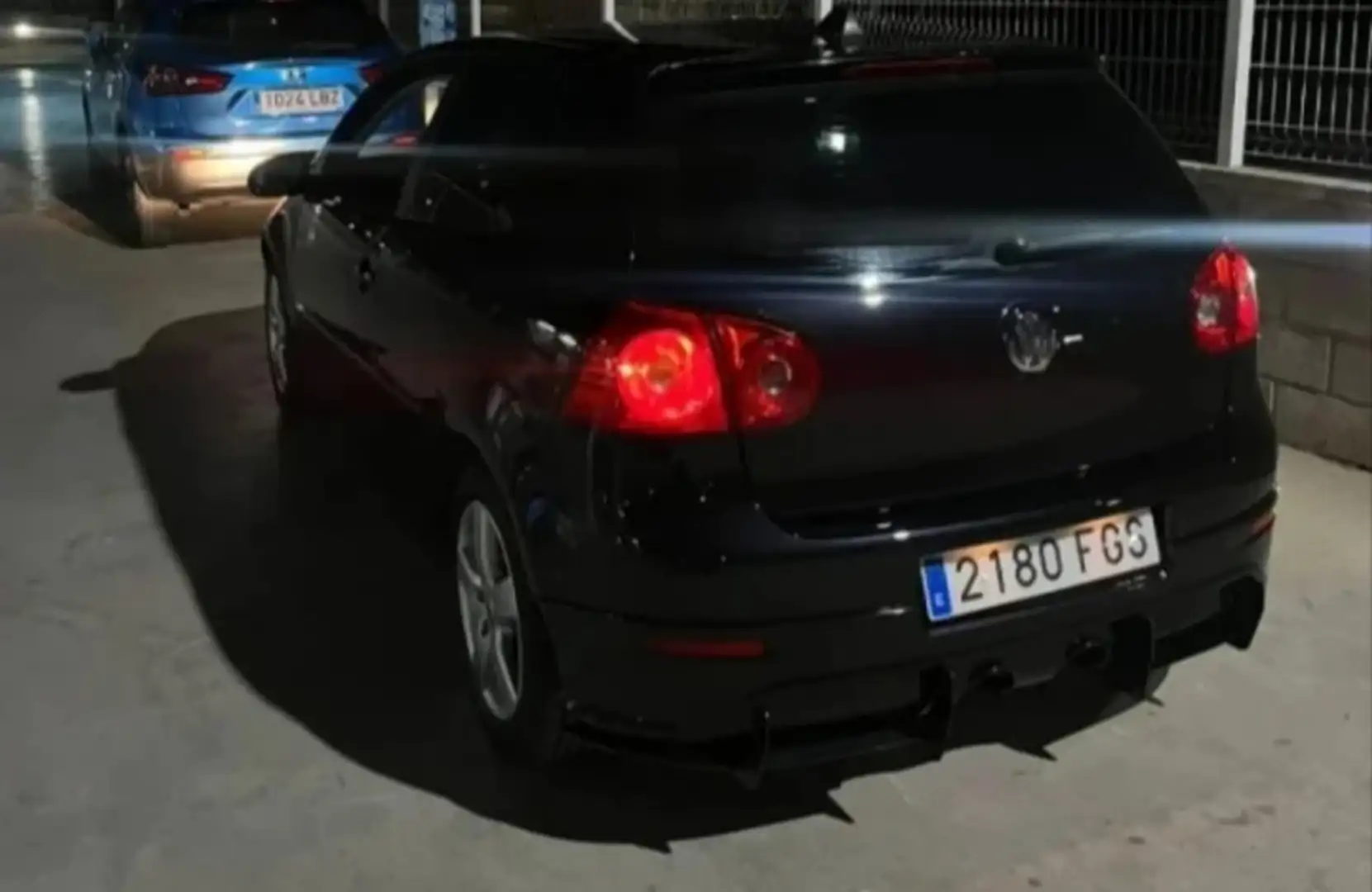 Volkswagen Golf 2.0TDI Sportline - 2