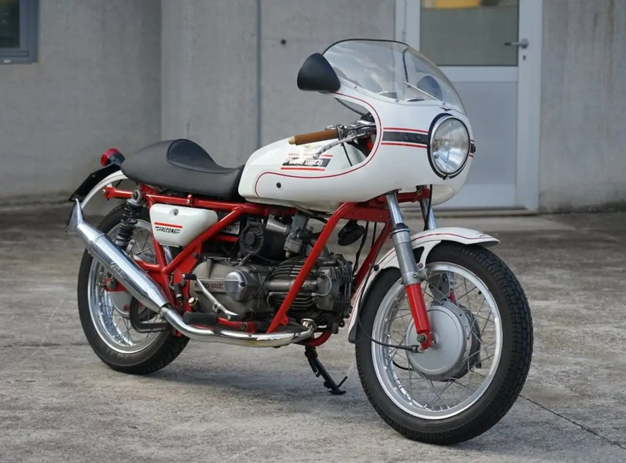 Moto Guzzi Nuovo Falcone