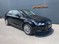 Audi A3 1.6 TDI AMBIENTE 105cv 3P BVM