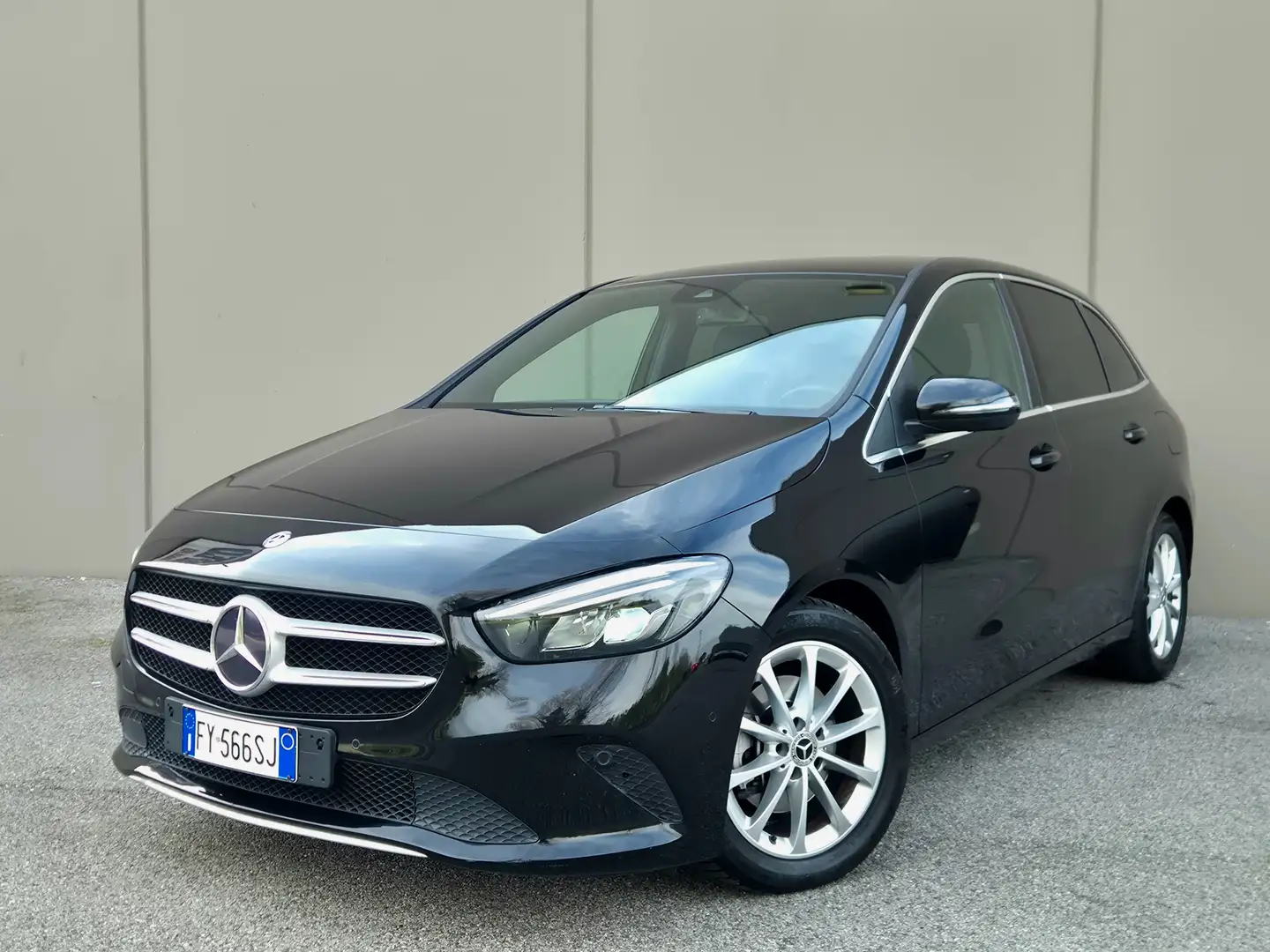 Mercedes-Benz B 200 Classe B - W247 2019 d Sport auto Schwarz - 1