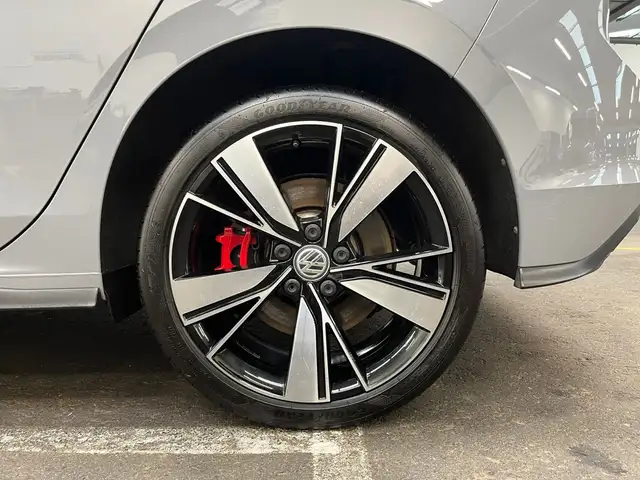 Volkswagen Golf view 7