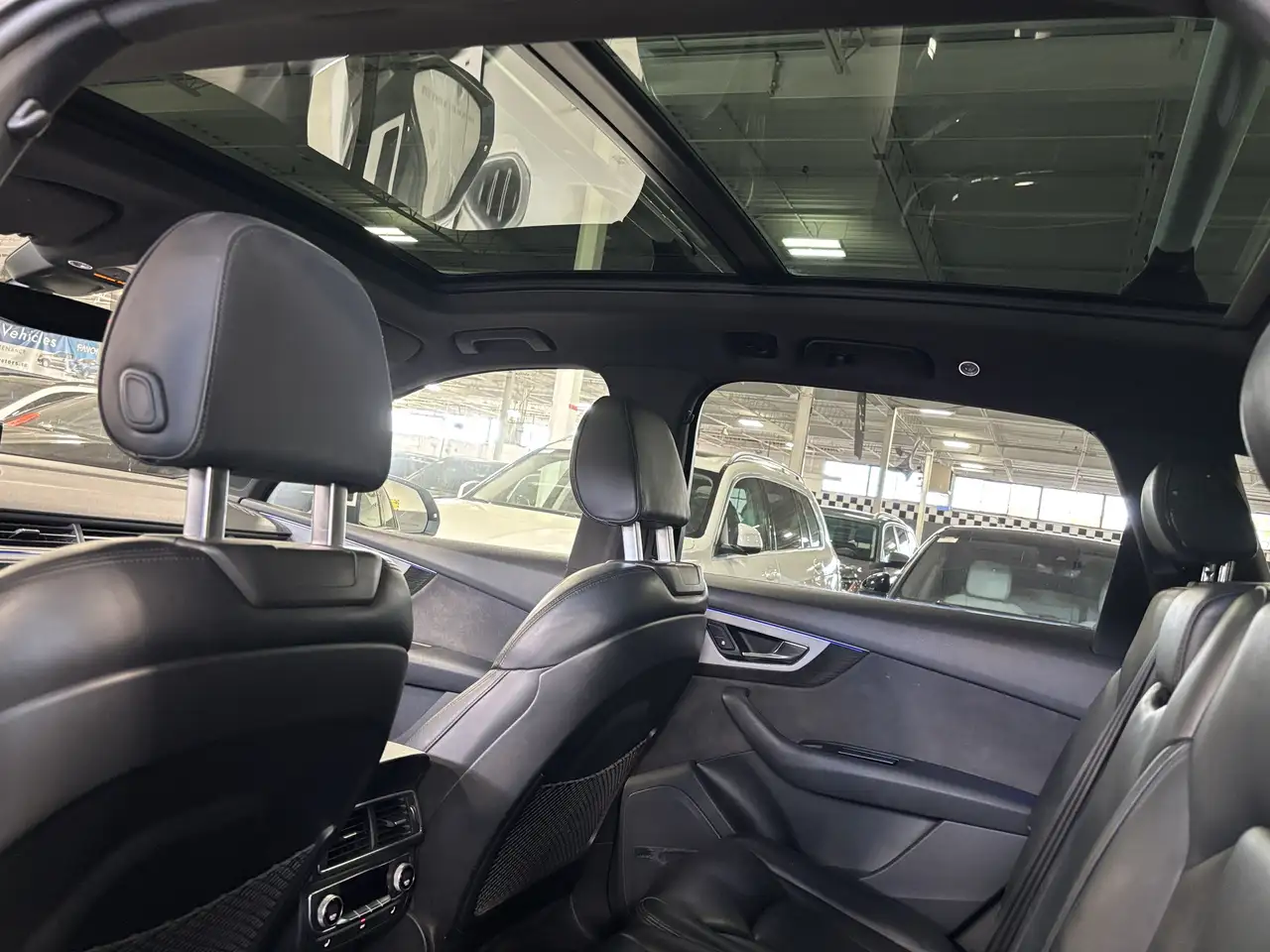 Audi Q7 снимка Audi Q7