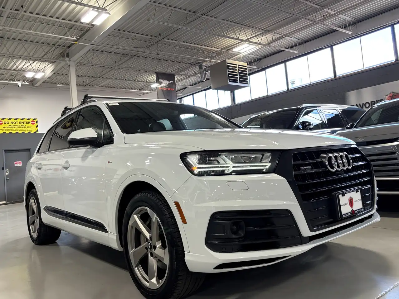 Audi Q7 снимка Audi Q7